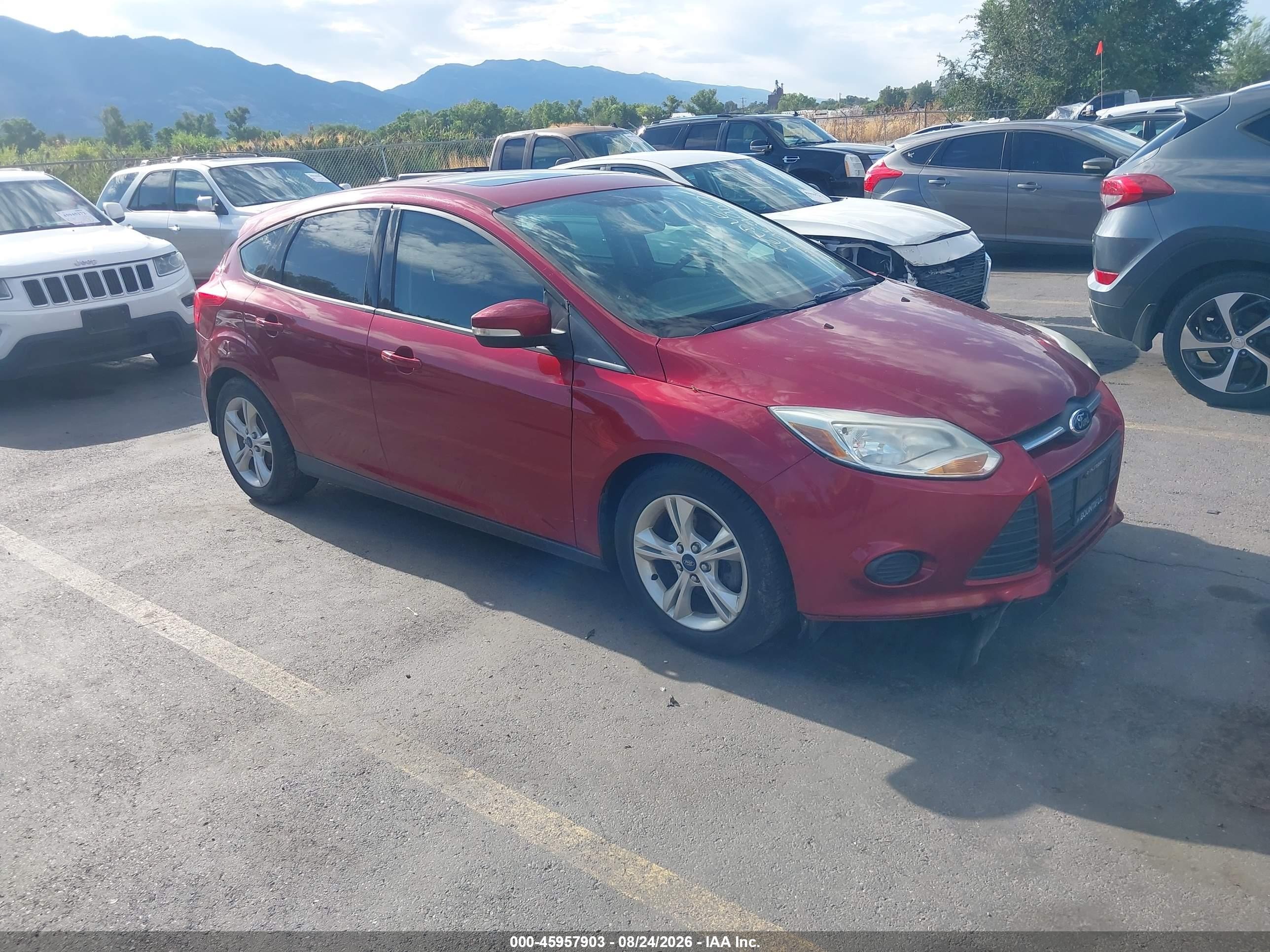 2014 Ford Focus Se Burgundy vin: 1FADP3K28EL300264
