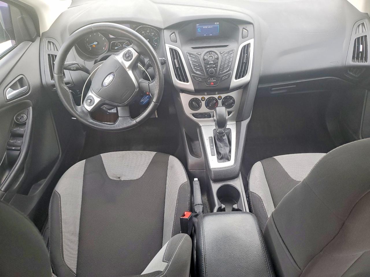 2014 Ford Focus Se Silver vin: 1FADP3K28EL309420