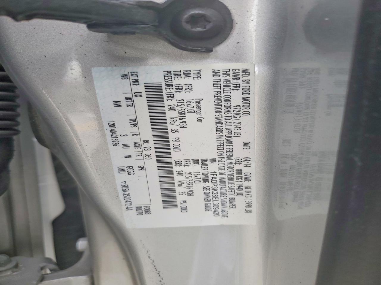 2014 Ford Focus Se Silver vin: 1FADP3K28EL309420