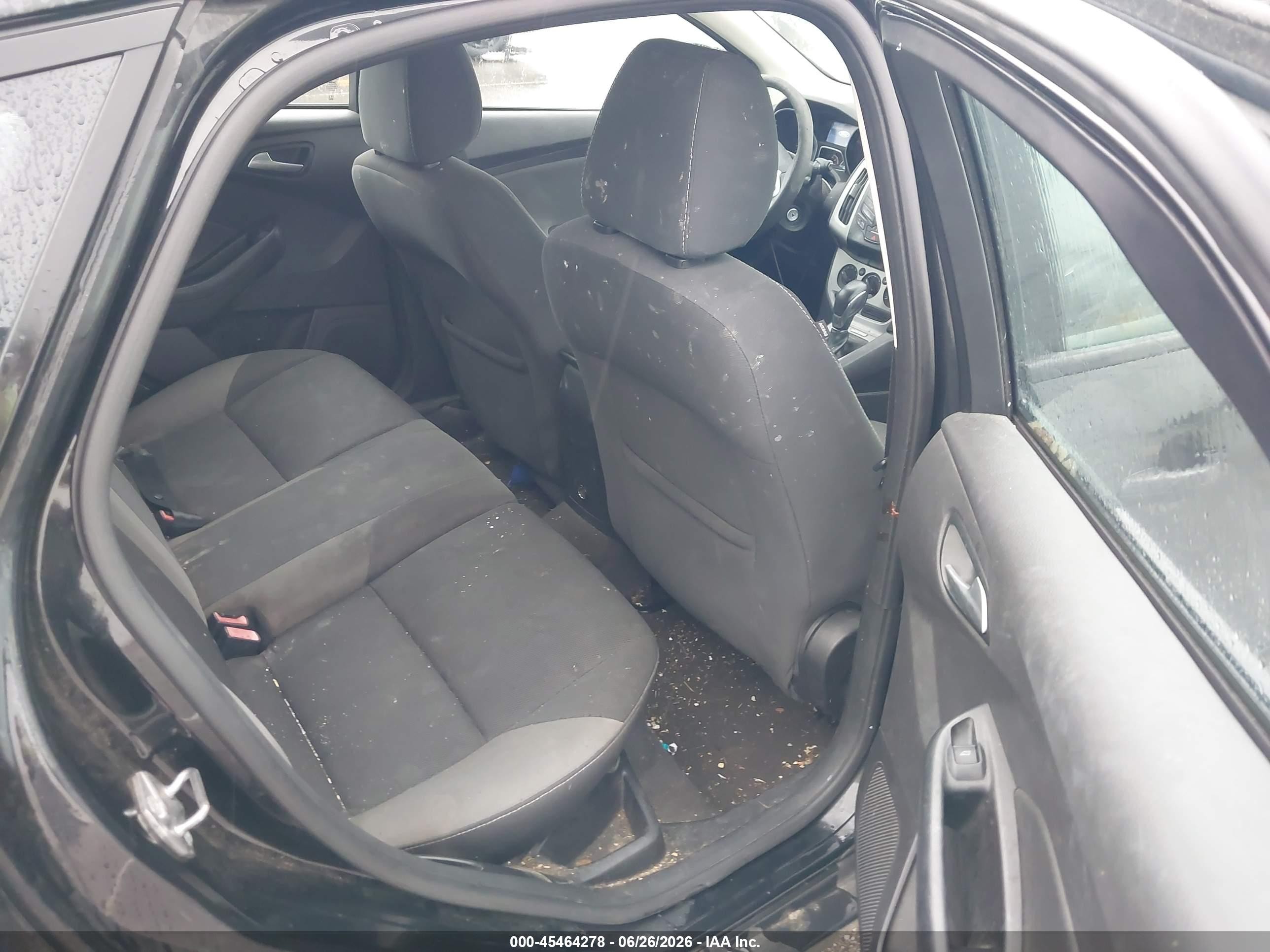2014 Ford Focus Se Черный vin: 1FADP3K28EL312849