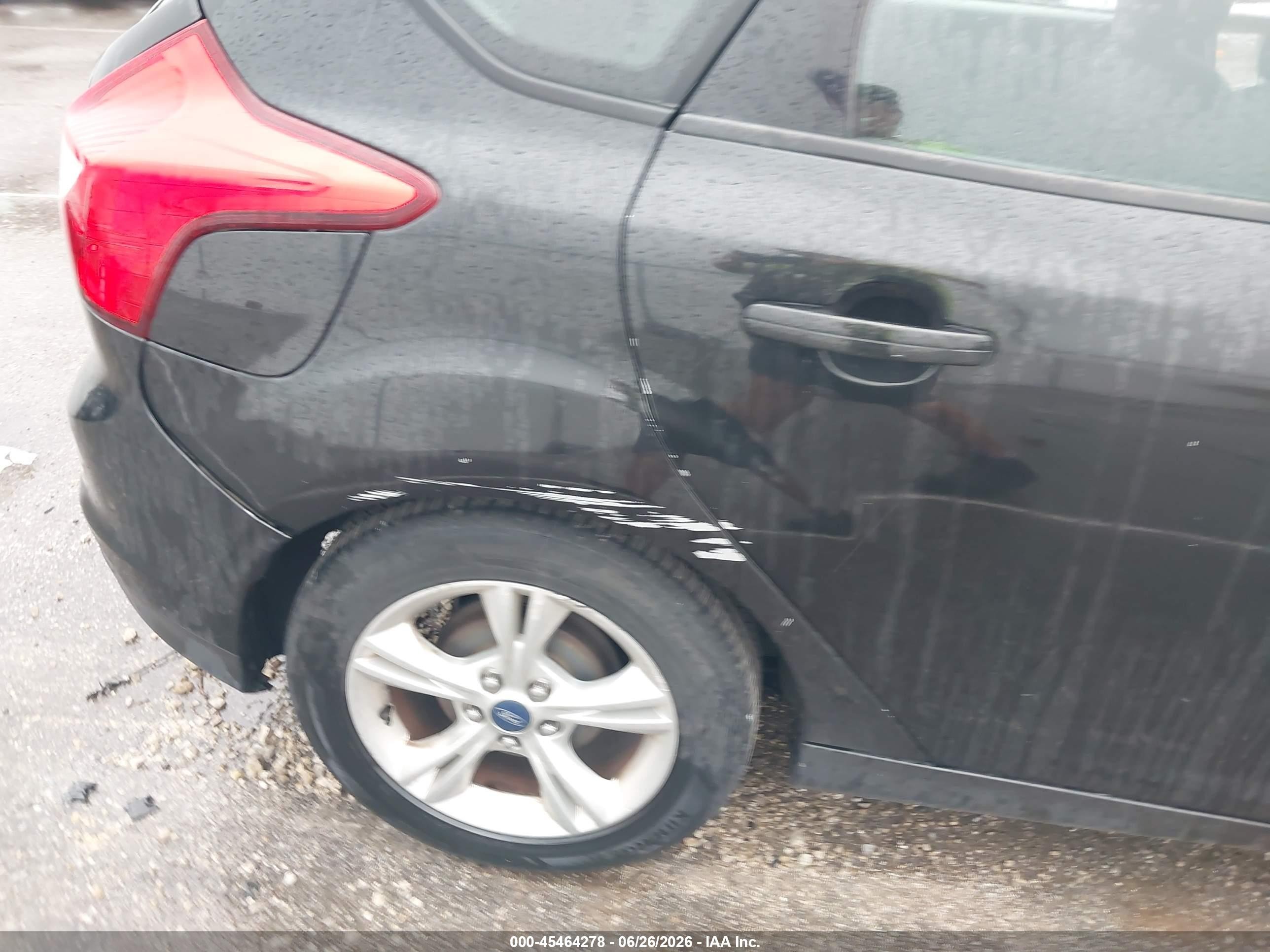 2014 Ford Focus Se Черный vin: 1FADP3K28EL312849