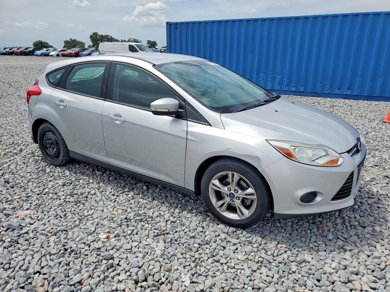 2014 Ford Focus Se Silver vin: 1FADP3K28EL315721