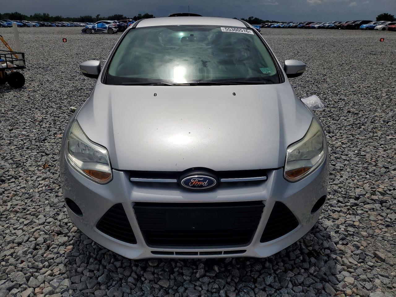2014 Ford Focus Se Silver vin: 1FADP3K28EL315721