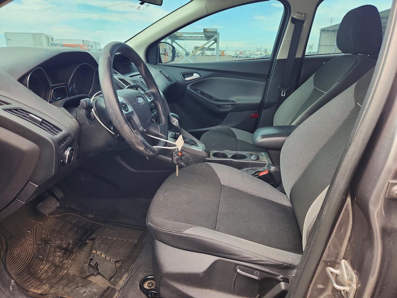 2014 Ford Focus Se Gray vin: 1FADP3K28EL363171