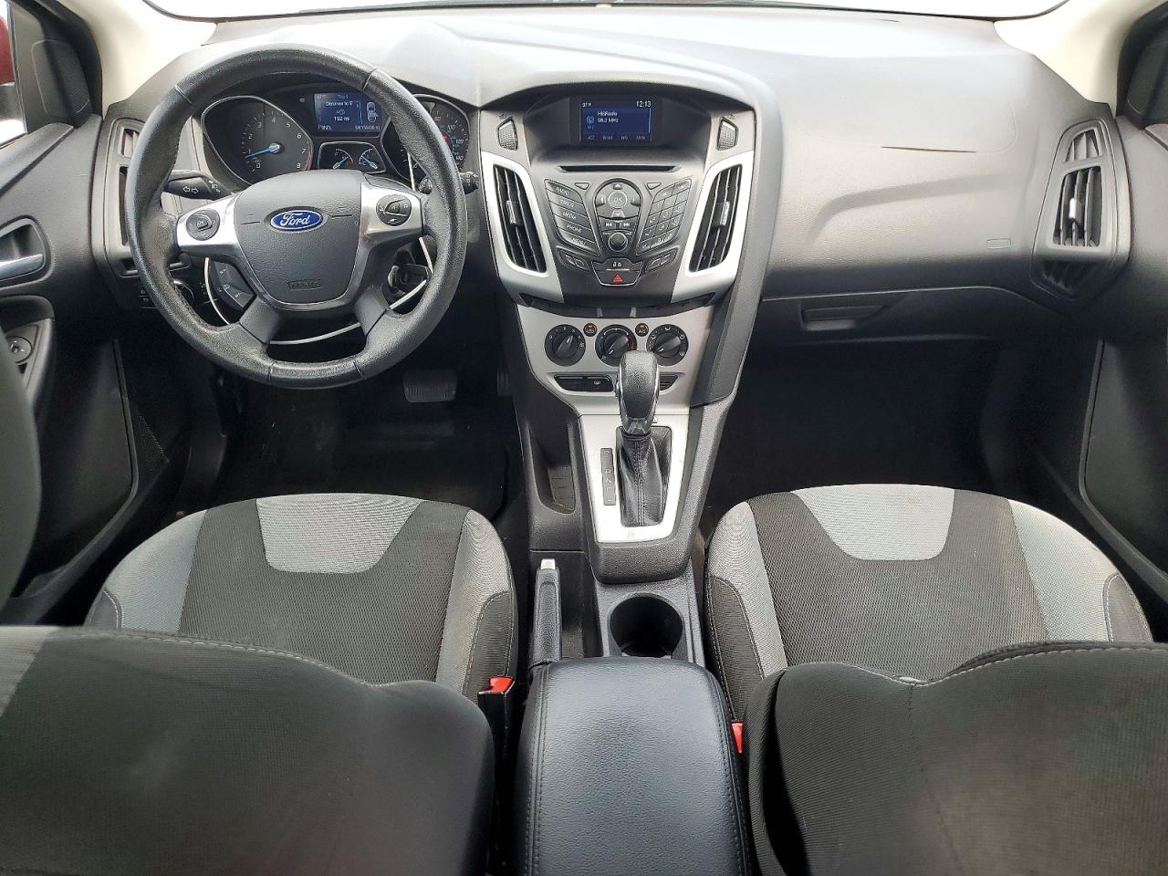 2014 Ford Focus Se Maroon vin: 1FADP3K28EL383498