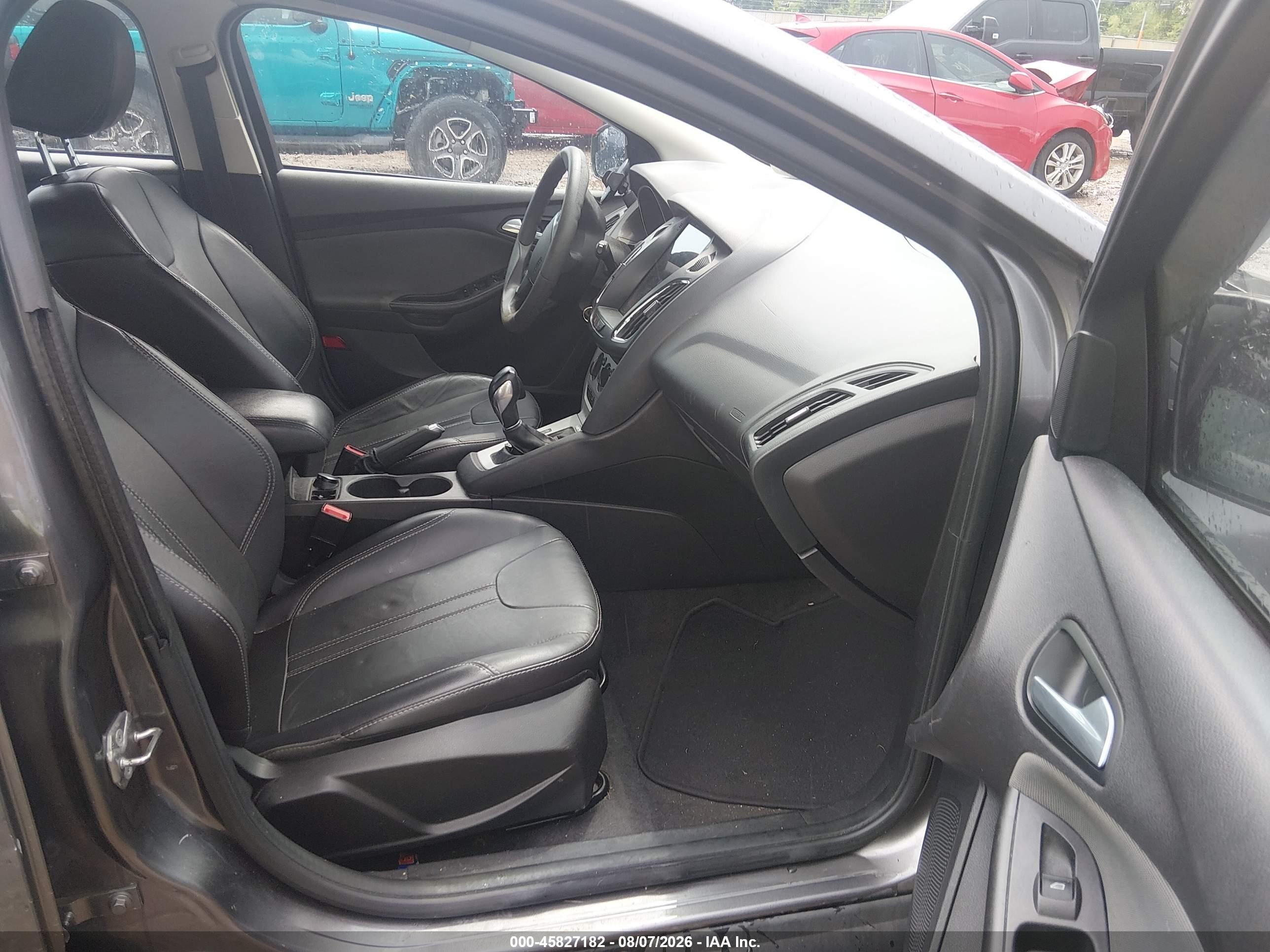 2014 Ford Focus Se Gray vin: 1FADP3K28EL392959