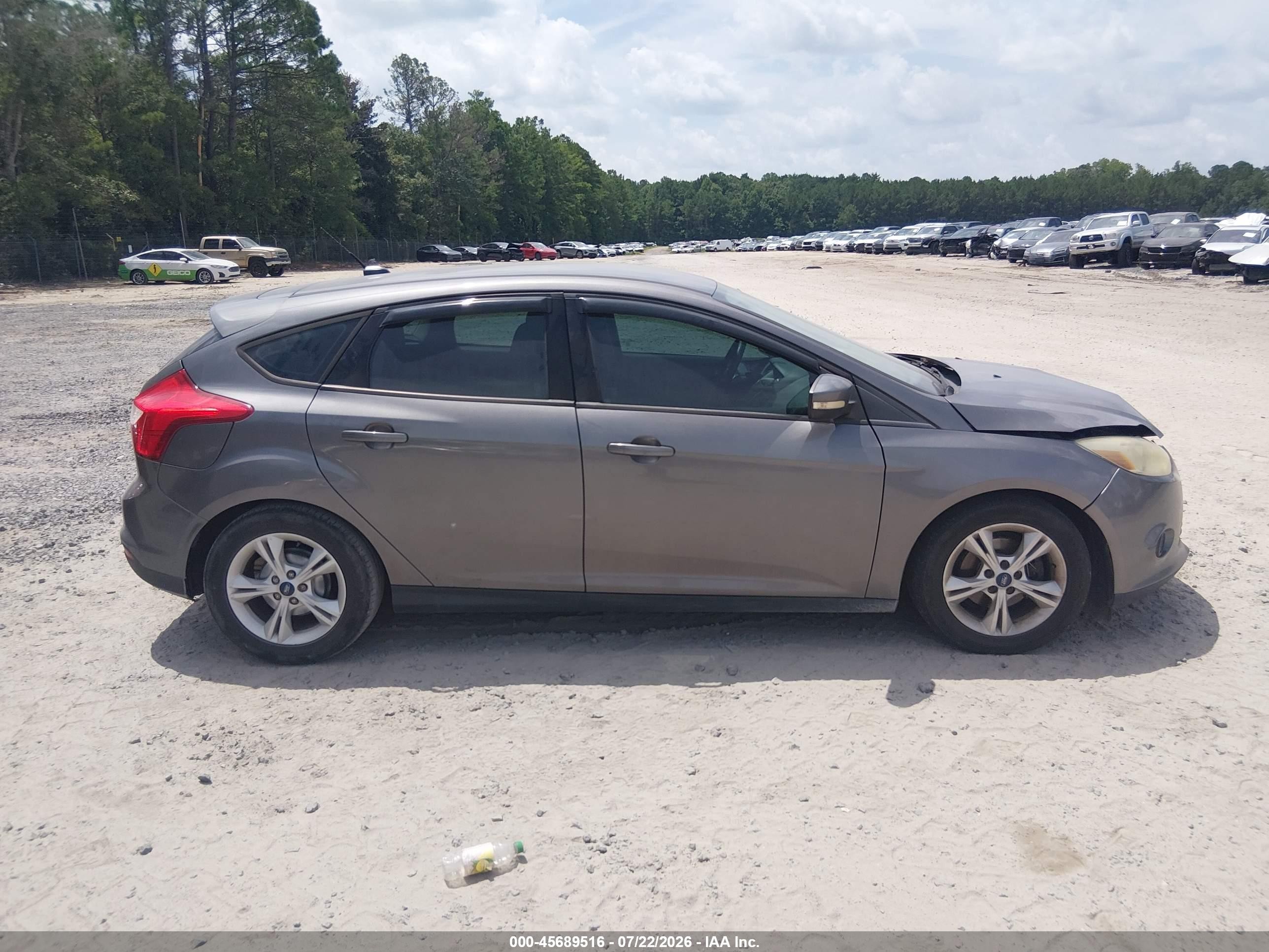2014 Ford Focus Se Gray vin: 1FADP3K28EL427399