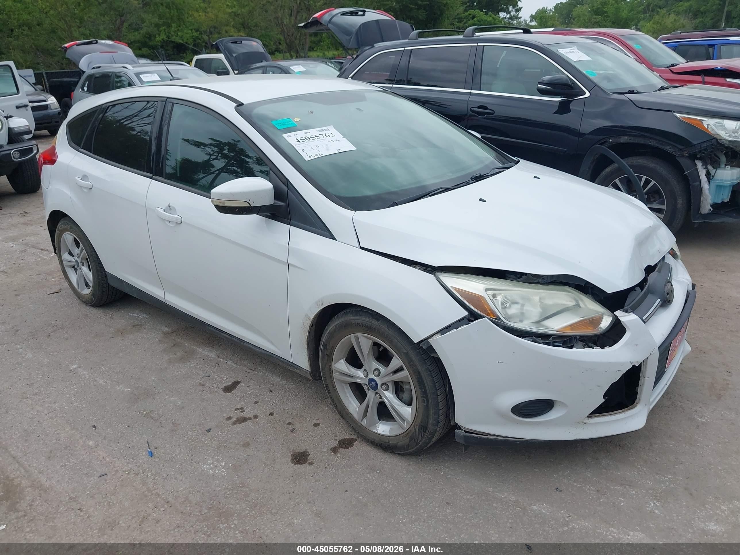 2014 Ford Focus Se White vin: 1FADP3K28EL432201