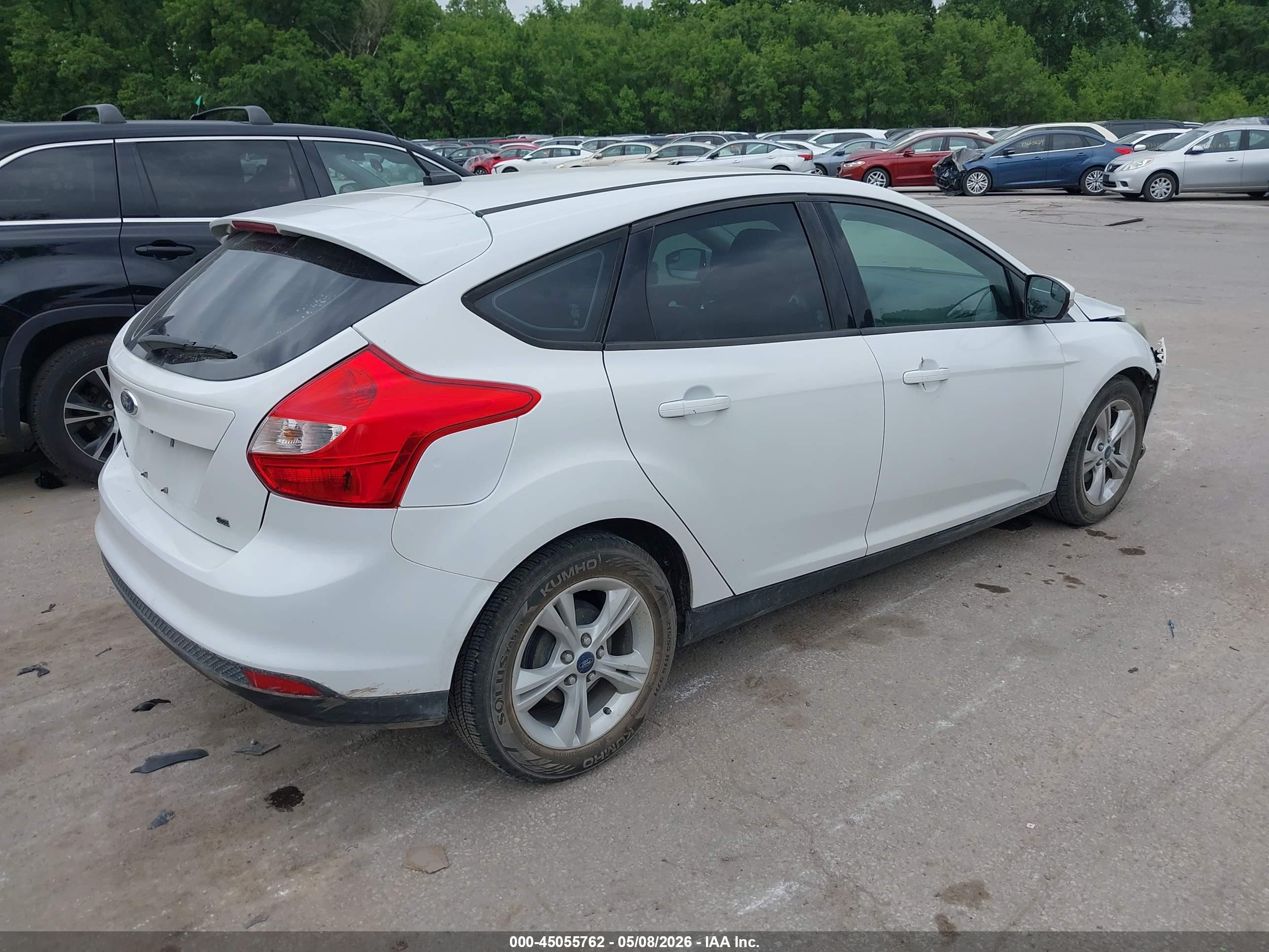 2014 Ford Focus Se White vin: 1FADP3K28EL432201