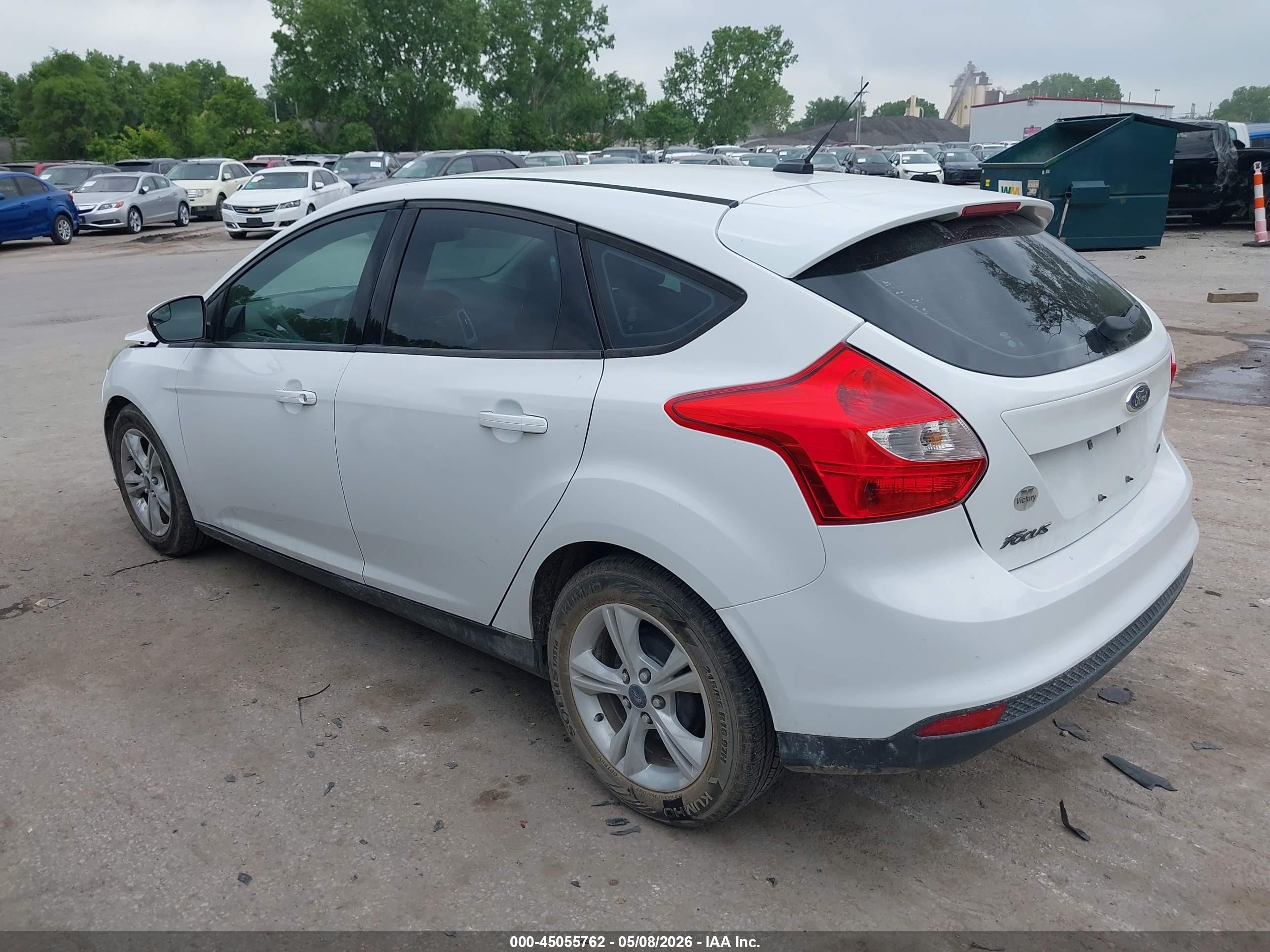 2014 Ford Focus Se White vin: 1FADP3K28EL432201