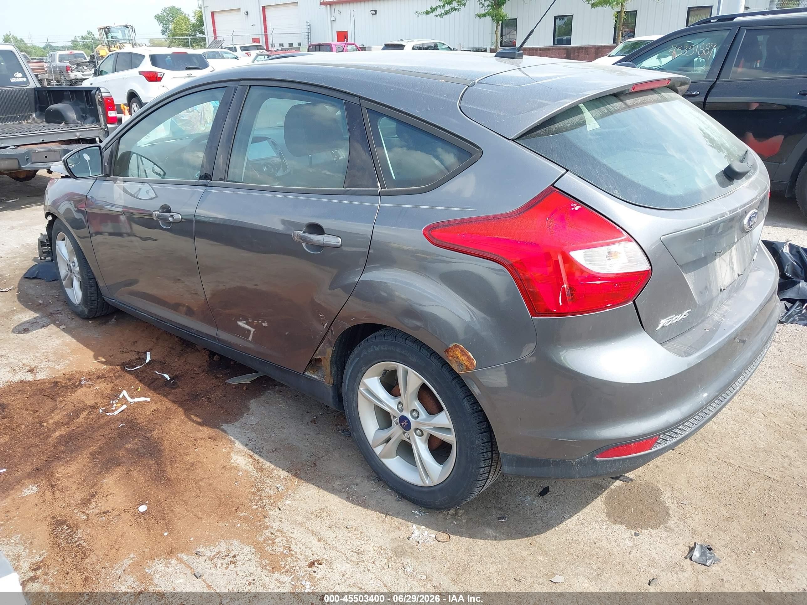 2014 Ford Focus Se Gray vin: 1FADP3K28EL439651