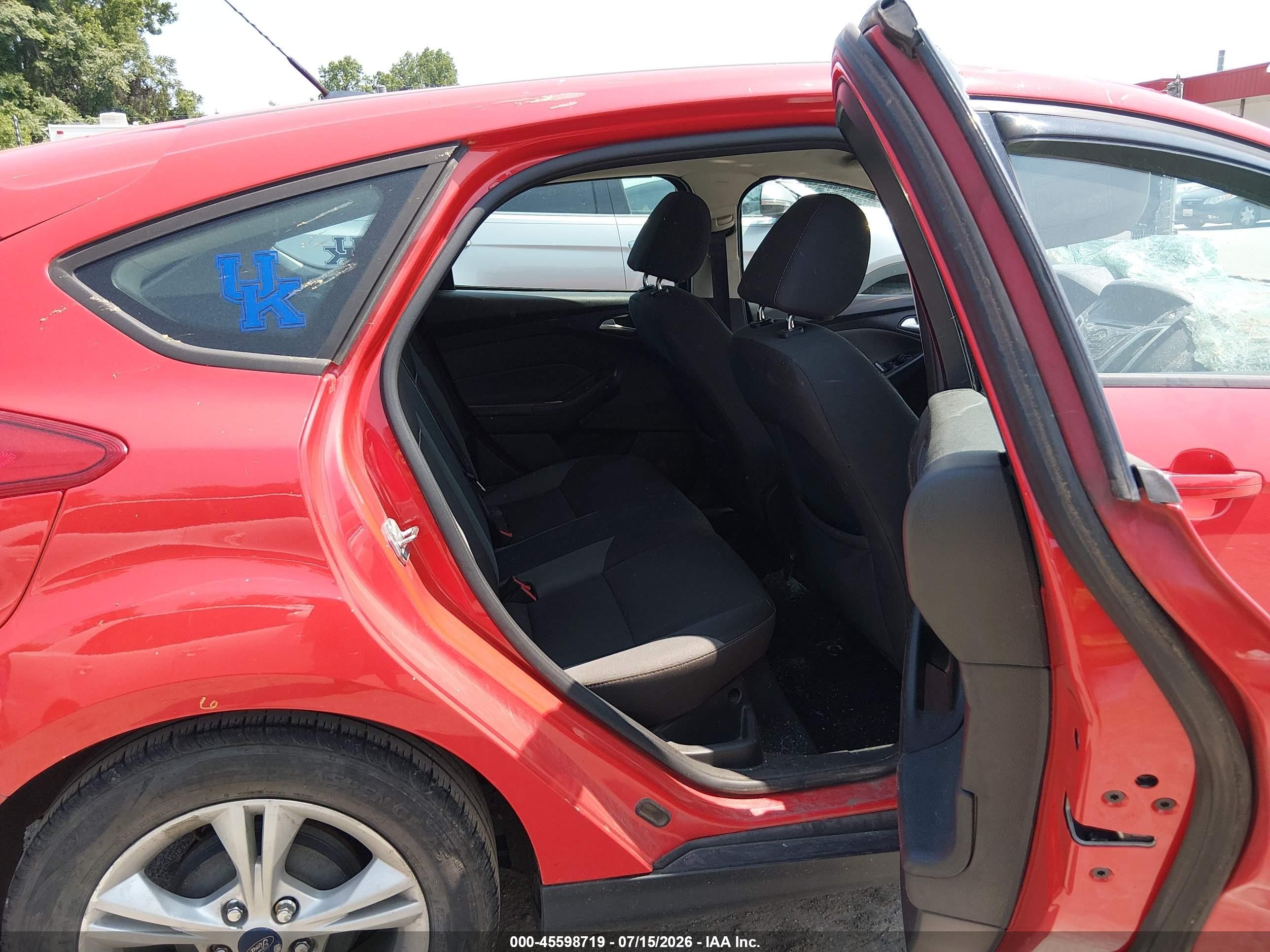 2014 Ford Focus Se Red vin: 1FADP3K28EL446809