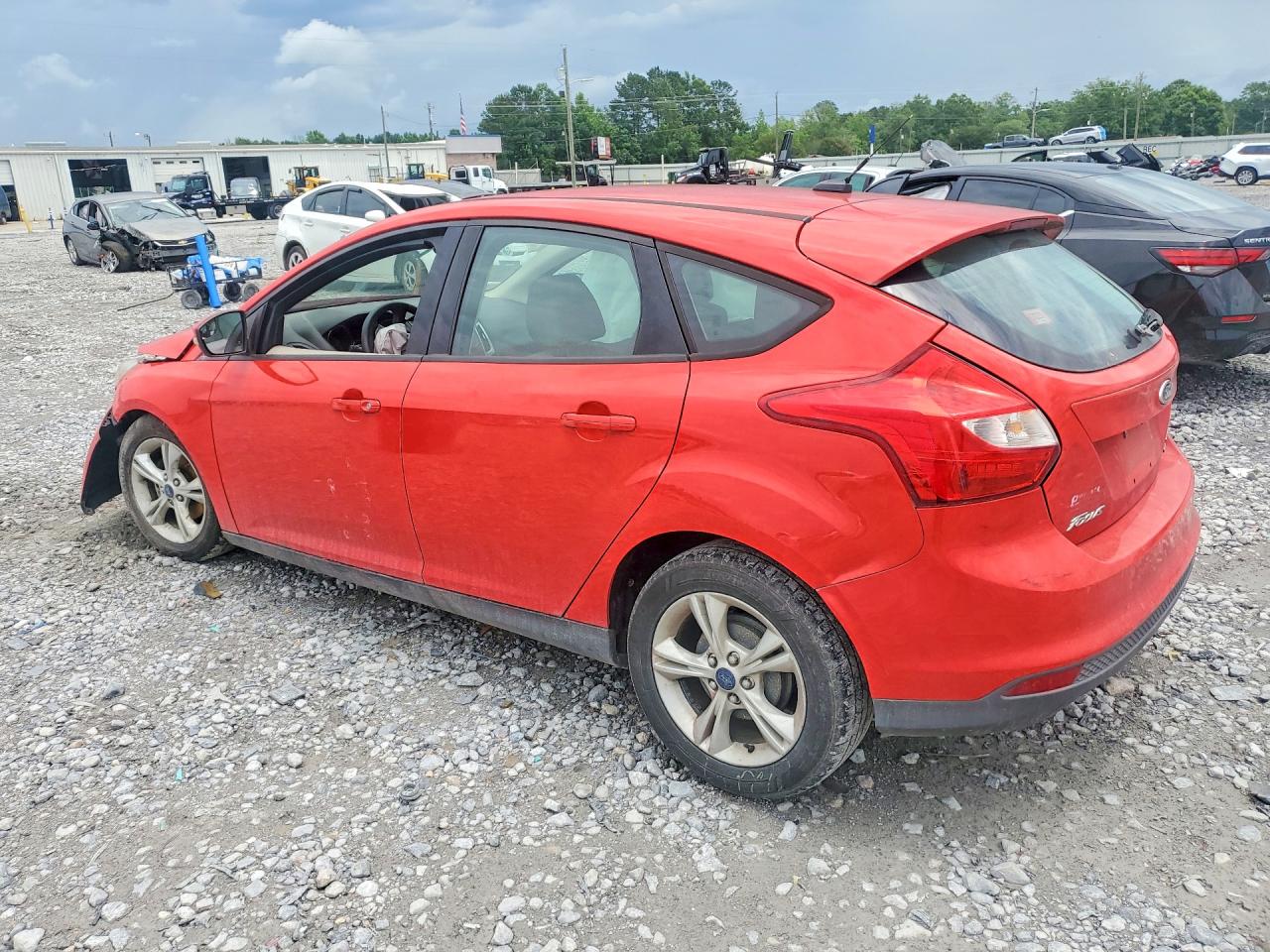 2014 Ford Focus Se Red vin: 1FADP3K28EL457860