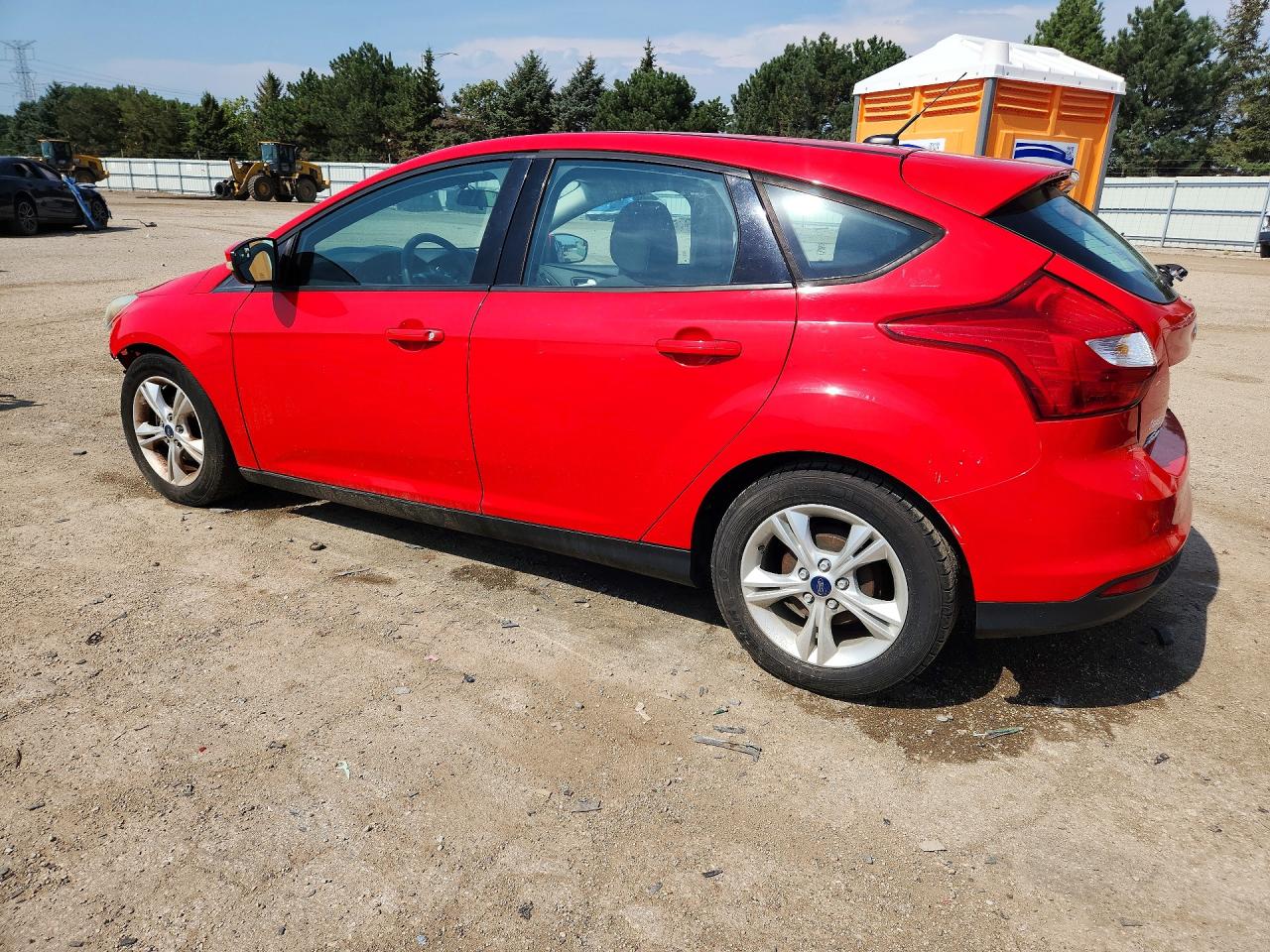 2014 Ford Focus Se Red vin: 1FADP3K28EL462797