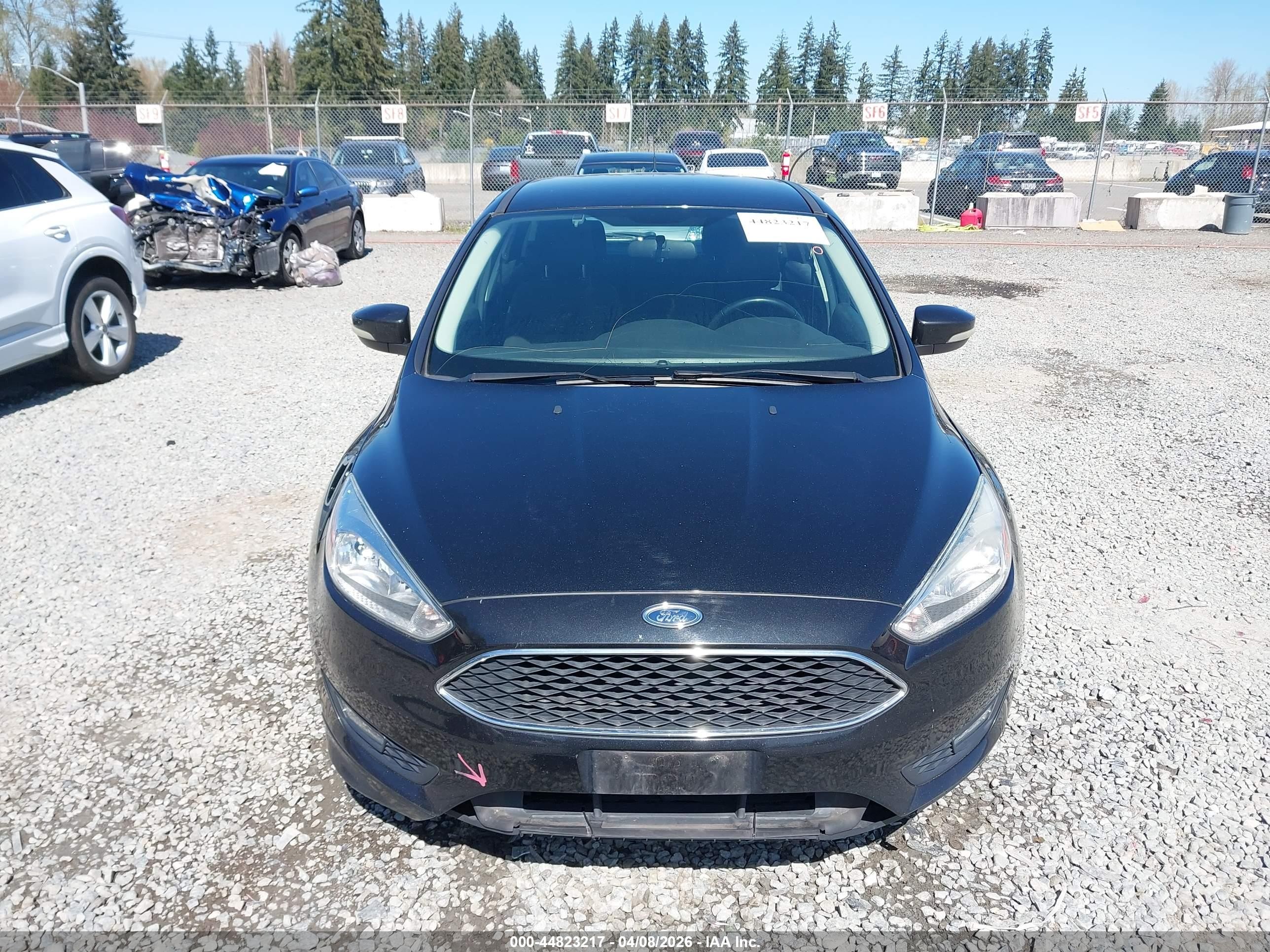 2015 Ford Focus Se Gray vin: 1FADP3K28FL211361