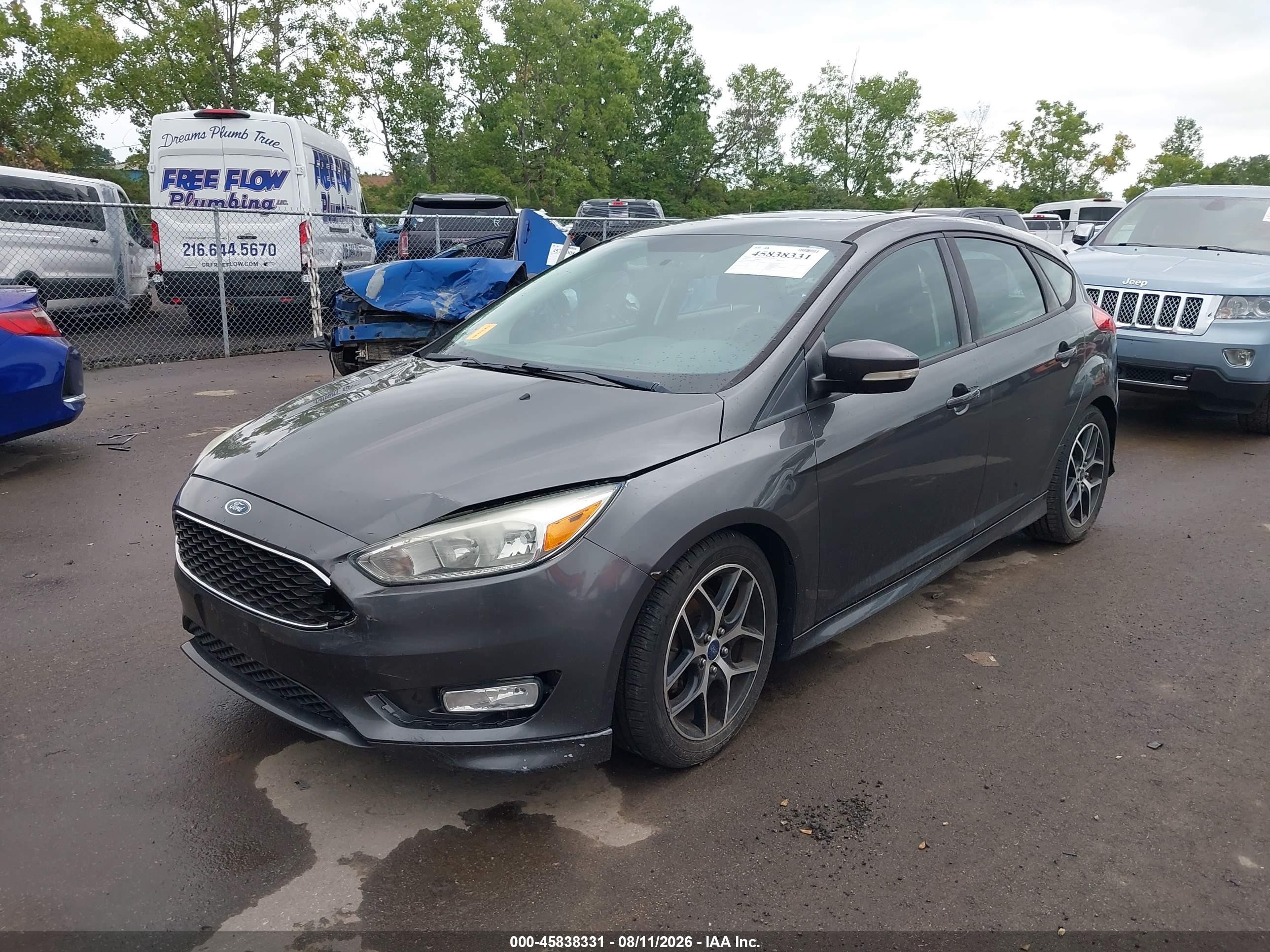 2015 Ford Focus Se Gray vin: 1FADP3K28FL217130