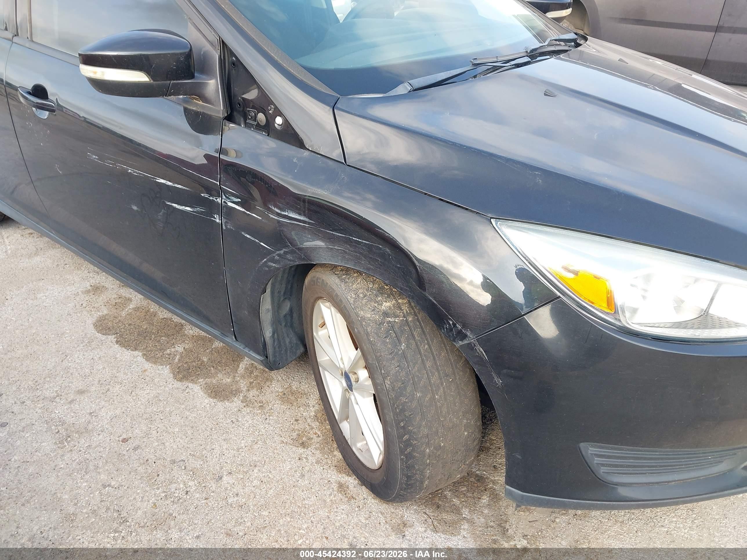 2015 Ford Focus Se Black vin: 1FADP3K28FL230430