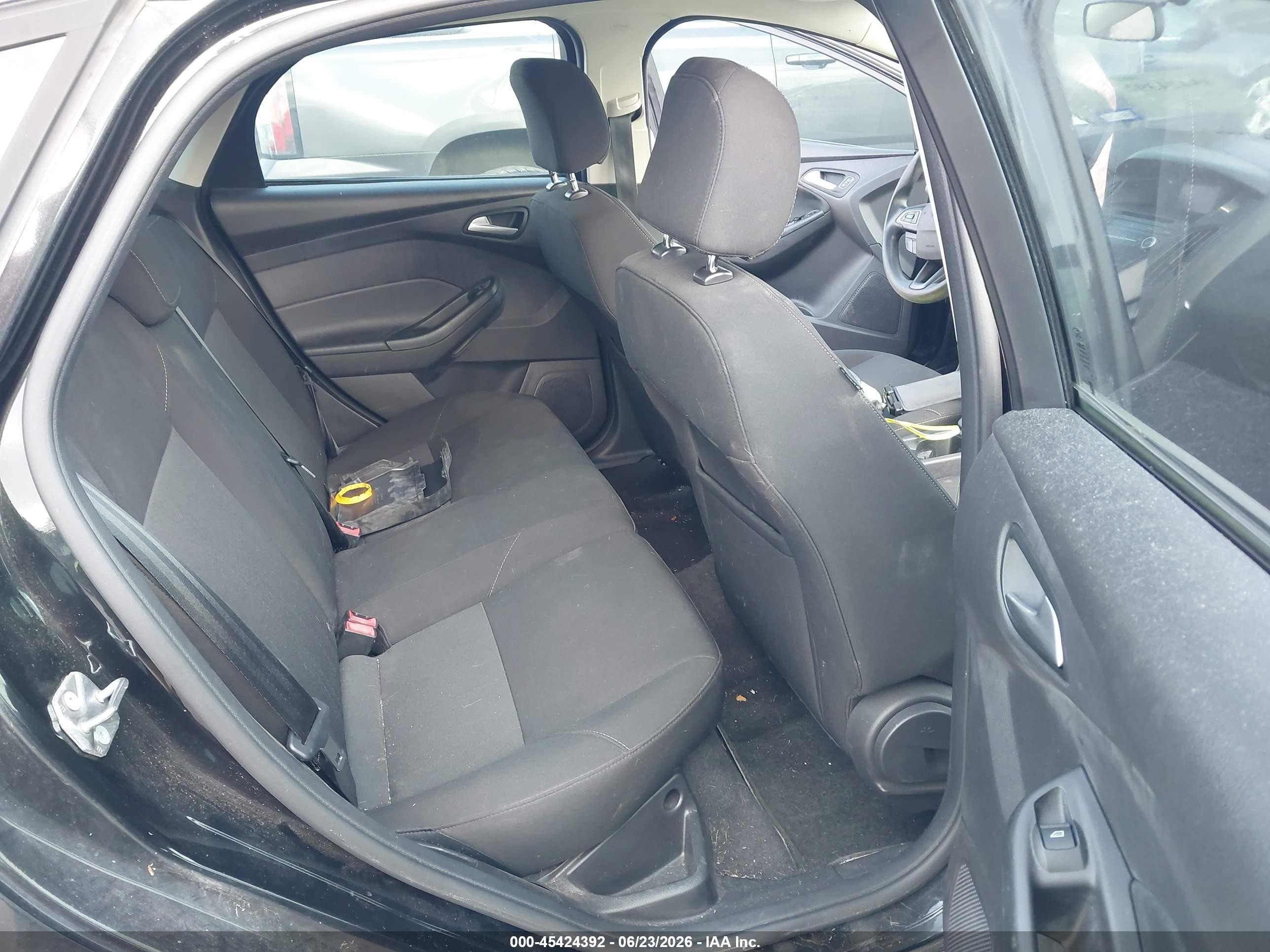2015 Ford Focus Se Black vin: 1FADP3K28FL230430