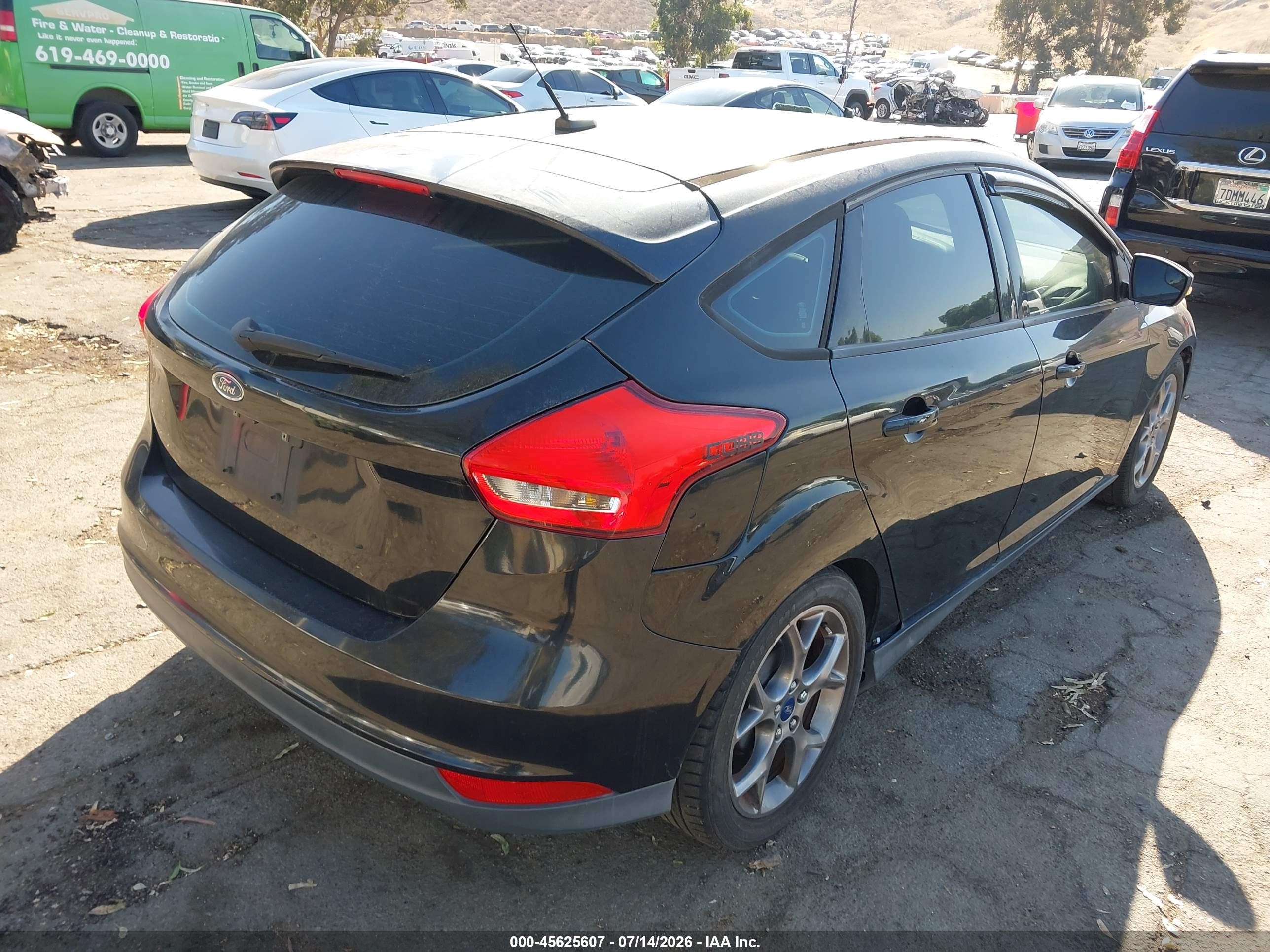 2015 Ford Focus Se Gray vin: 1FADP3K28FL256428