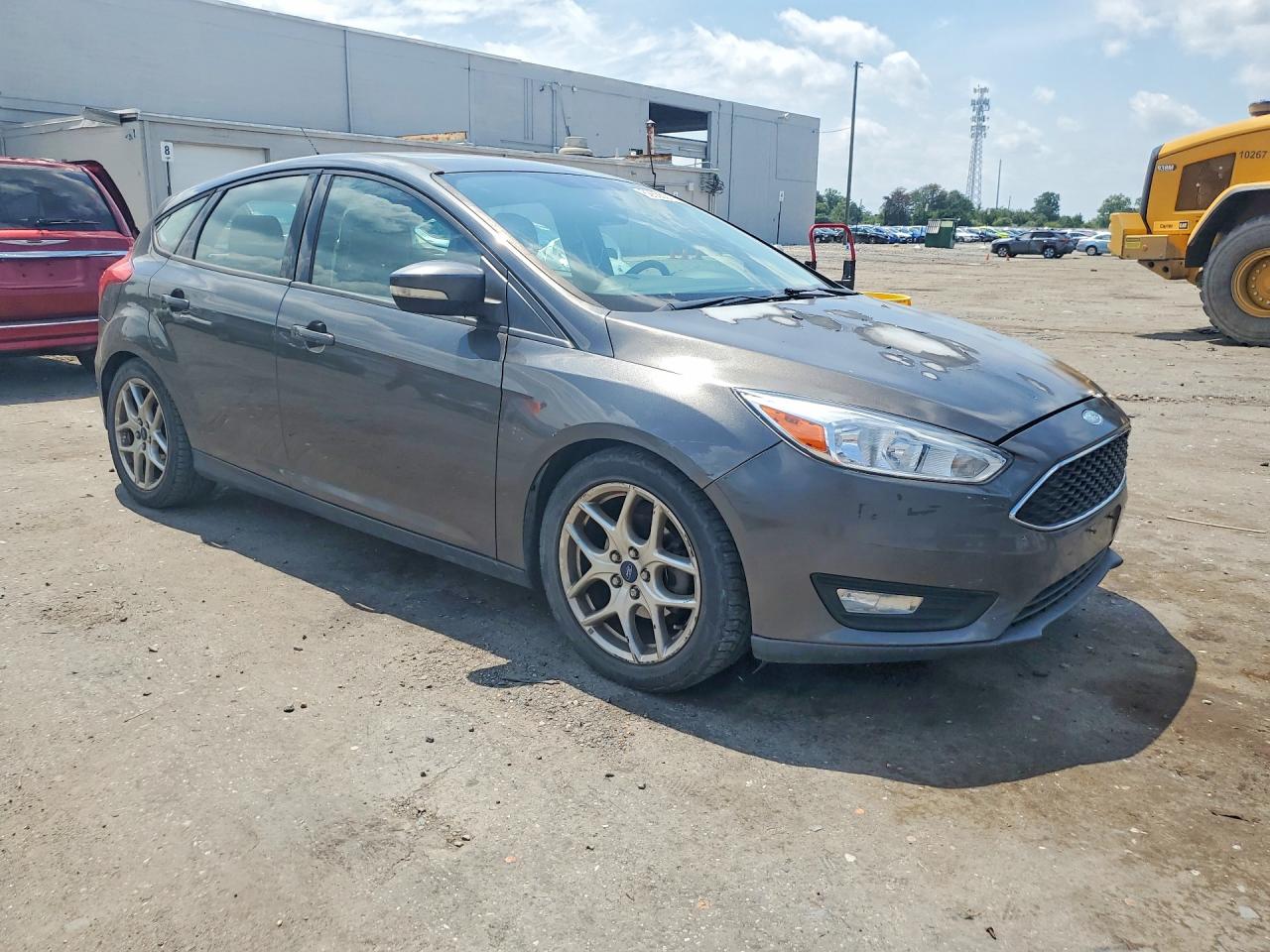 2015 Ford Focus Se Gray vin: 1FADP3K28FL273567