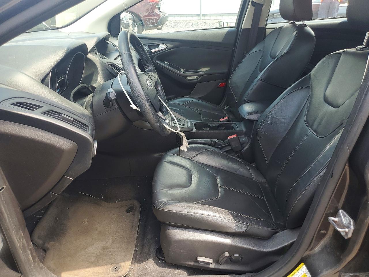 2015 Ford Focus Se Gray vin: 1FADP3K28FL273567