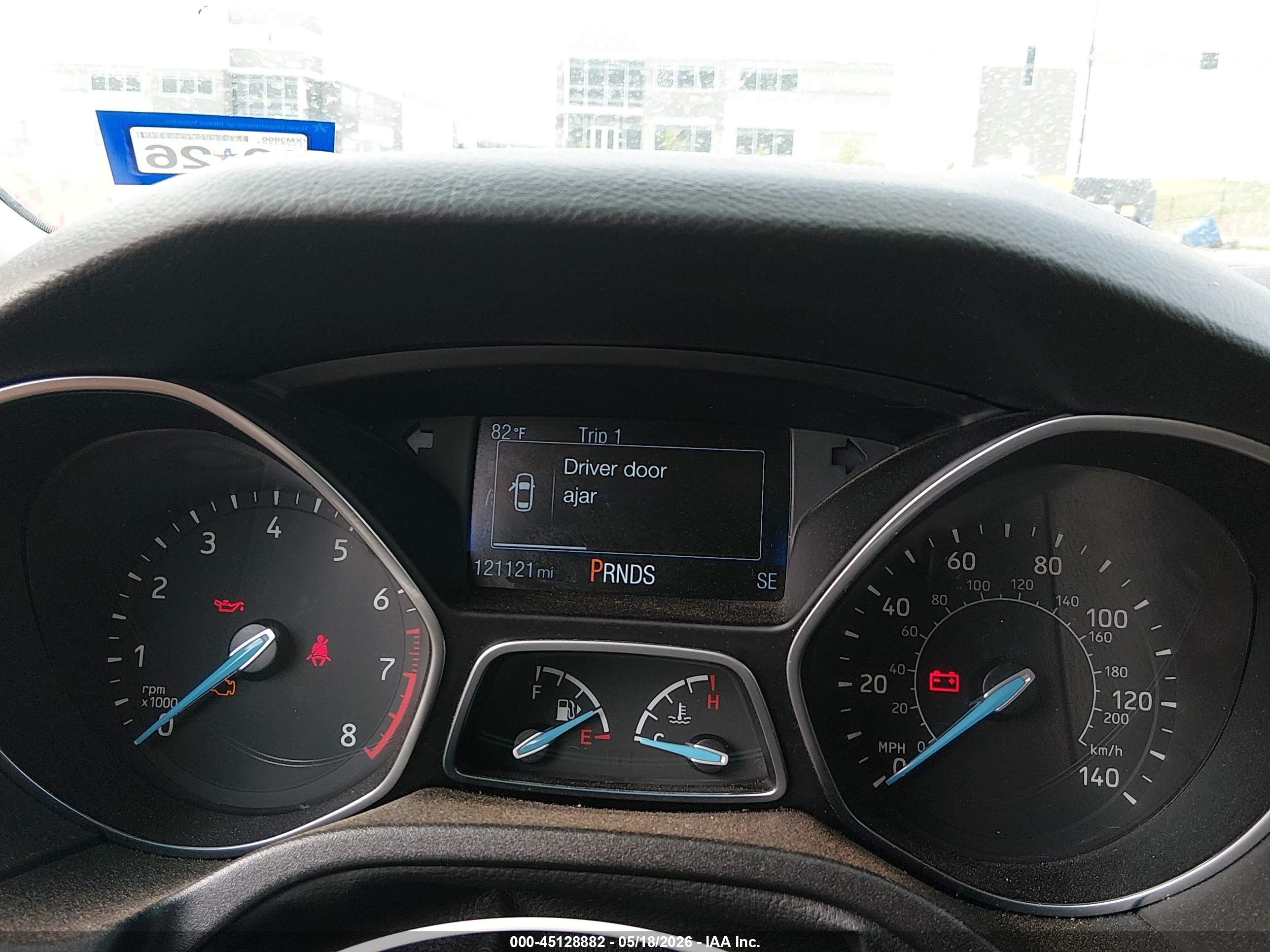2015 Ford Focus Se Tan vin: 1FADP3K28FL283127