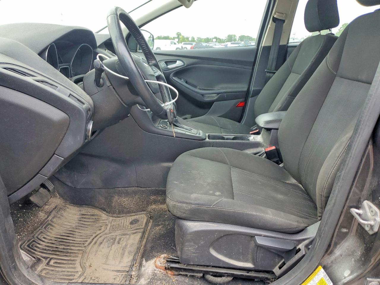 2015 Ford Focus Se Gray vin: 1FADP3K28FL351815