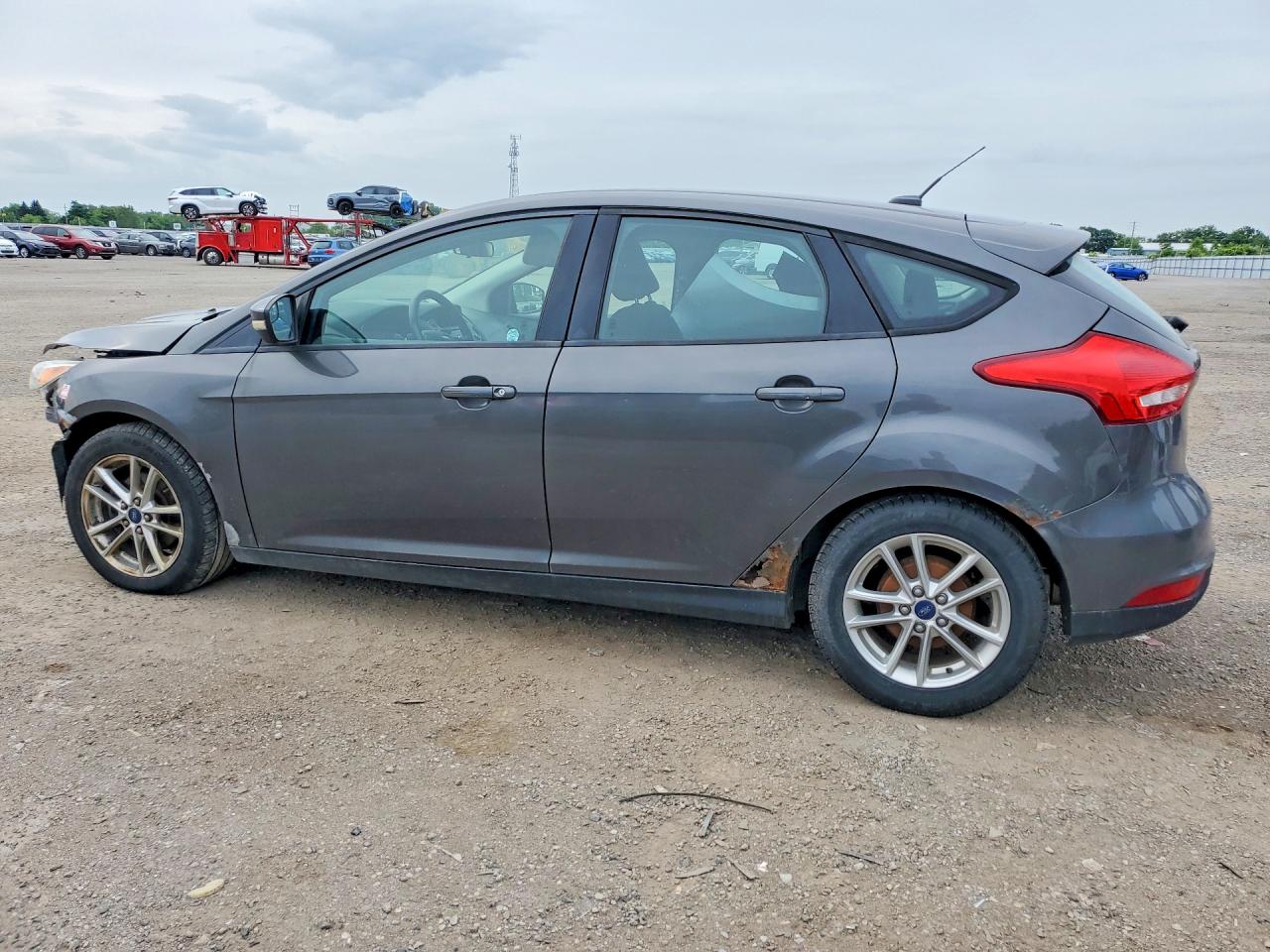 2015 Ford Focus Se Gray vin: 1FADP3K28FL351815