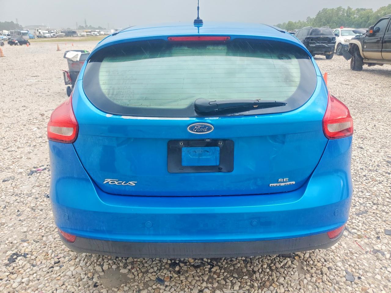 2015 Ford Focus Se Blue vin: 1FADP3K28FL354620