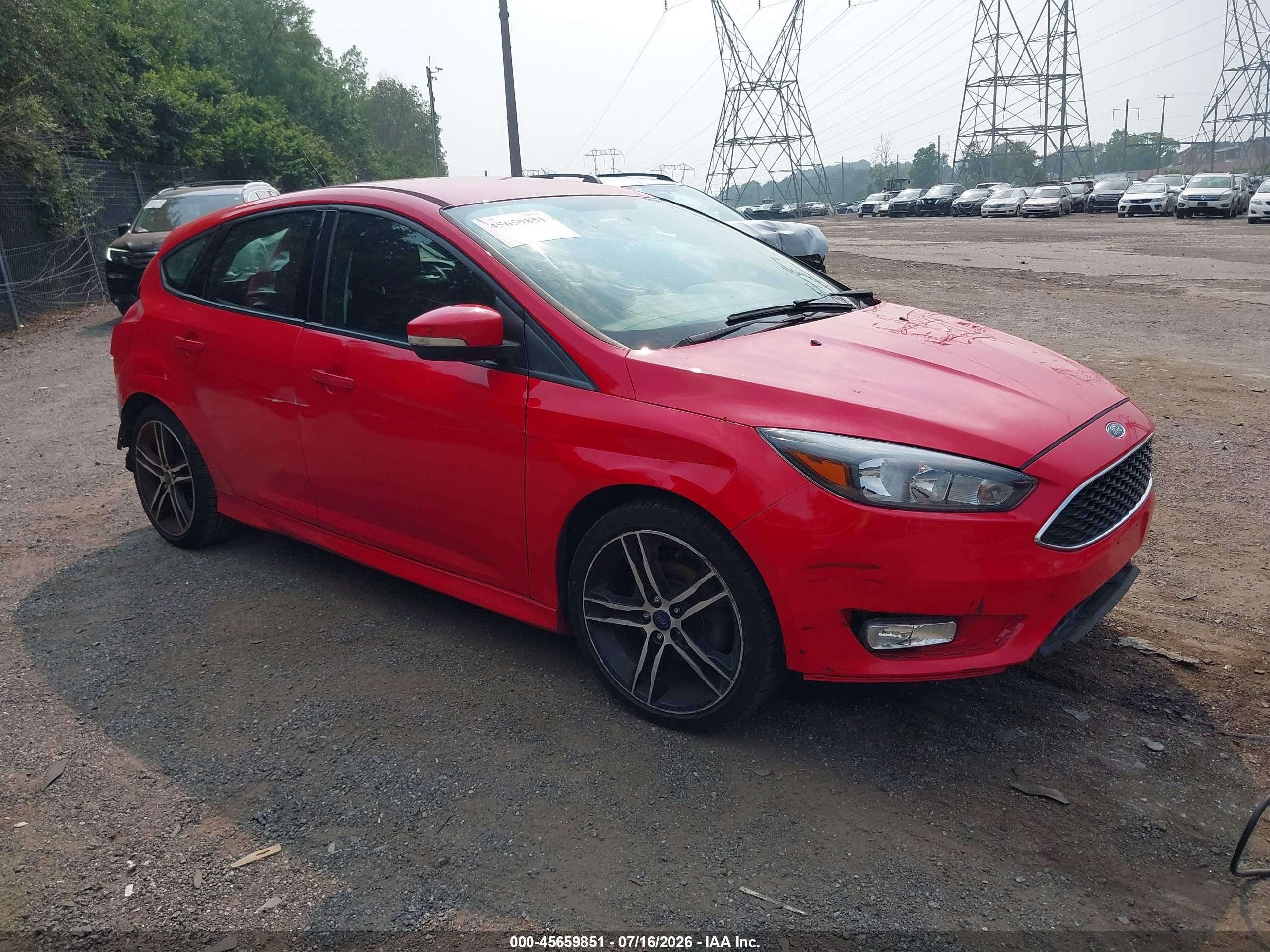 2016 Ford Focus Se Red vin: 1FADP3K28GL229361