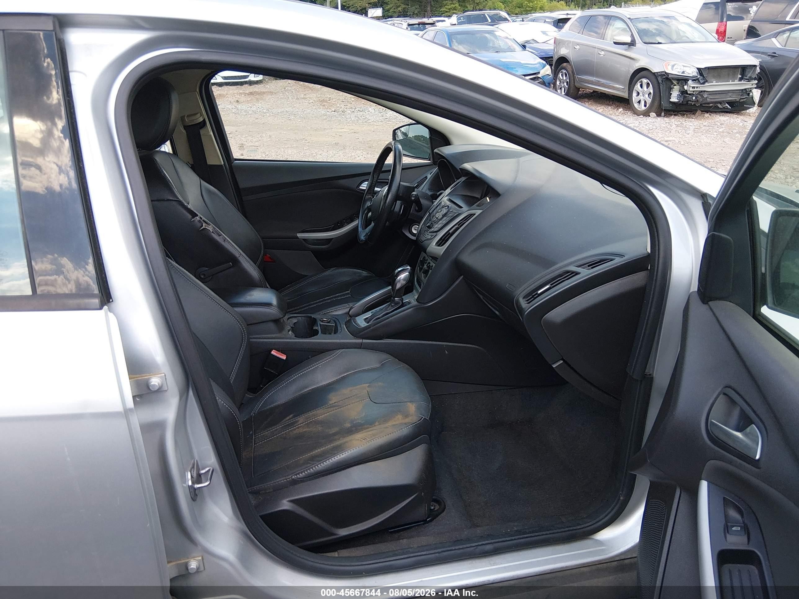 2013 Ford Focus Se Silver vin: 1FADP3K29DL103876