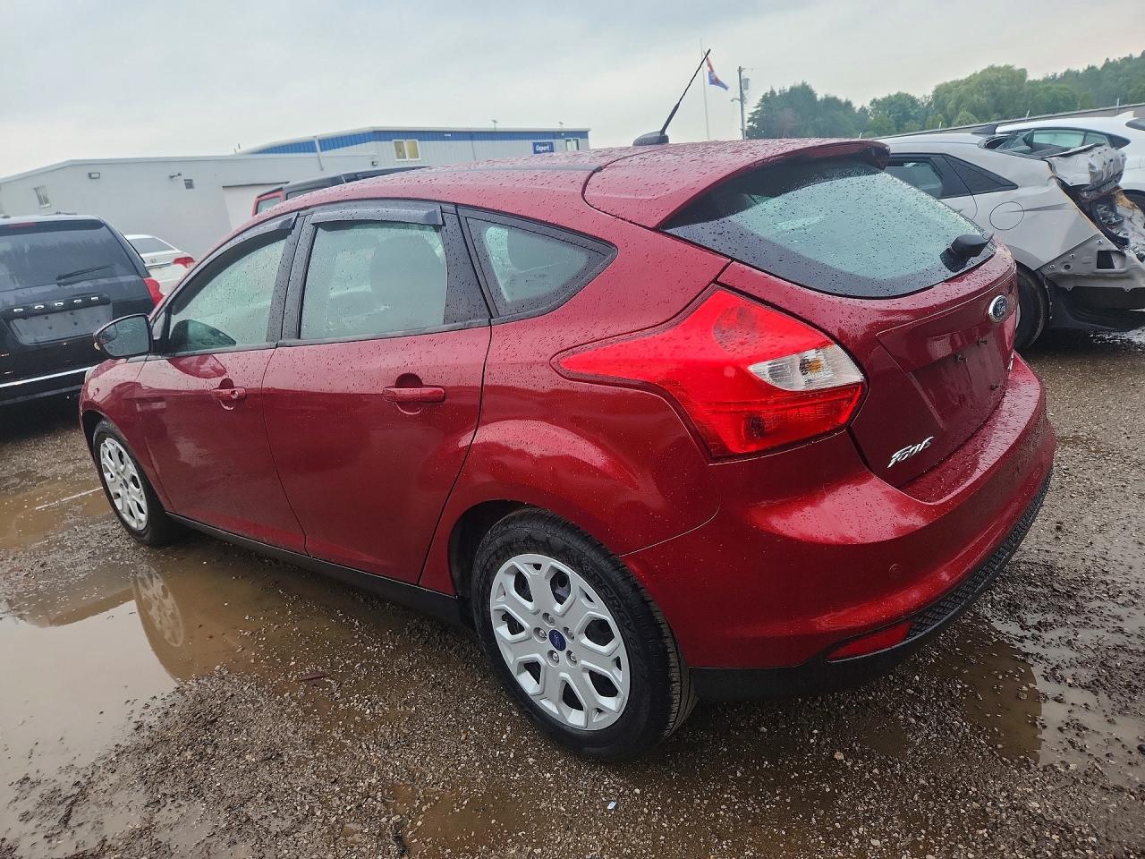 2013 Ford Focus Se Red vin: 1FADP3K29DL146923