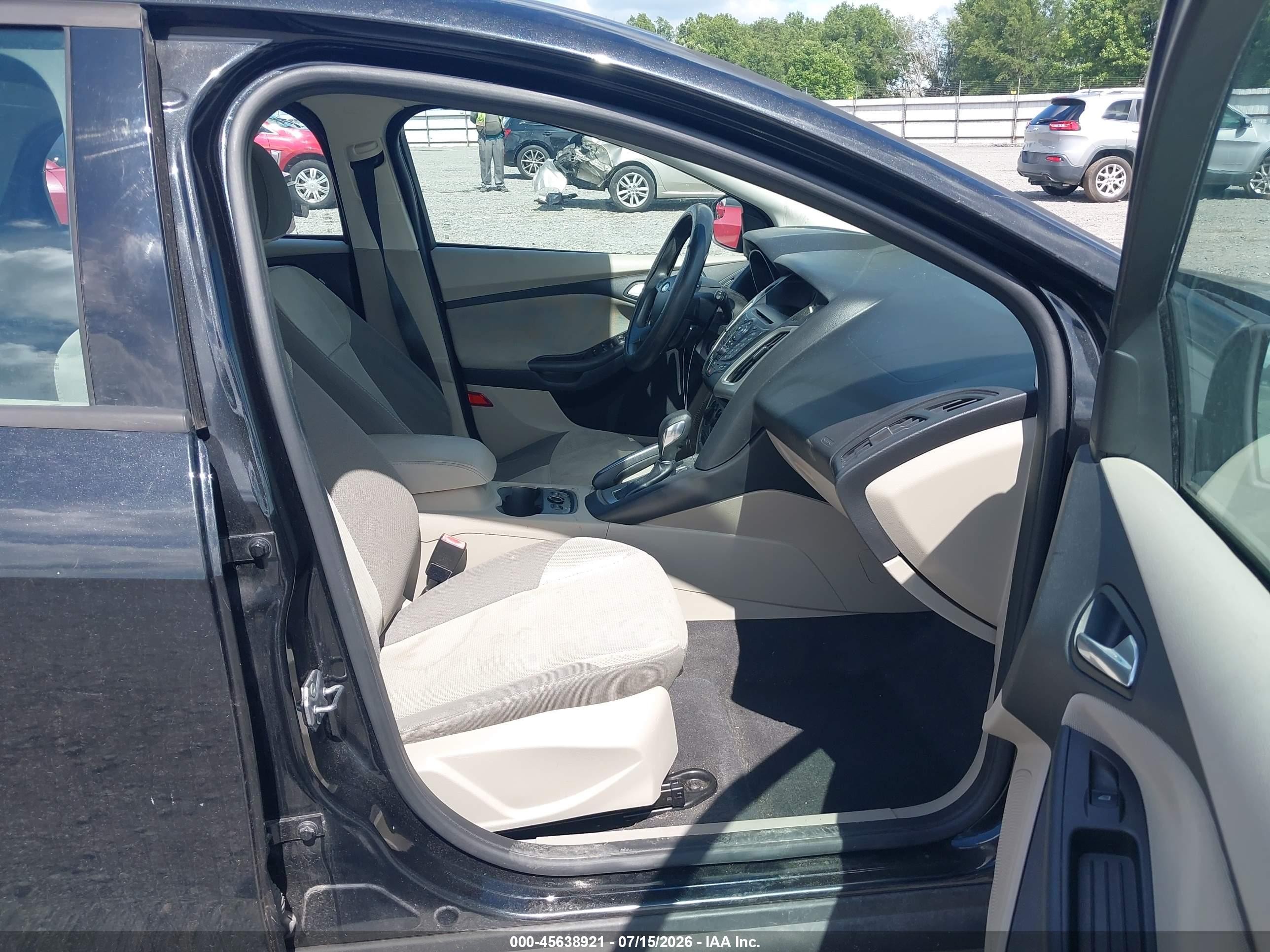 2013 Ford Focus Se Черный vin: 1FADP3K29DL183924
