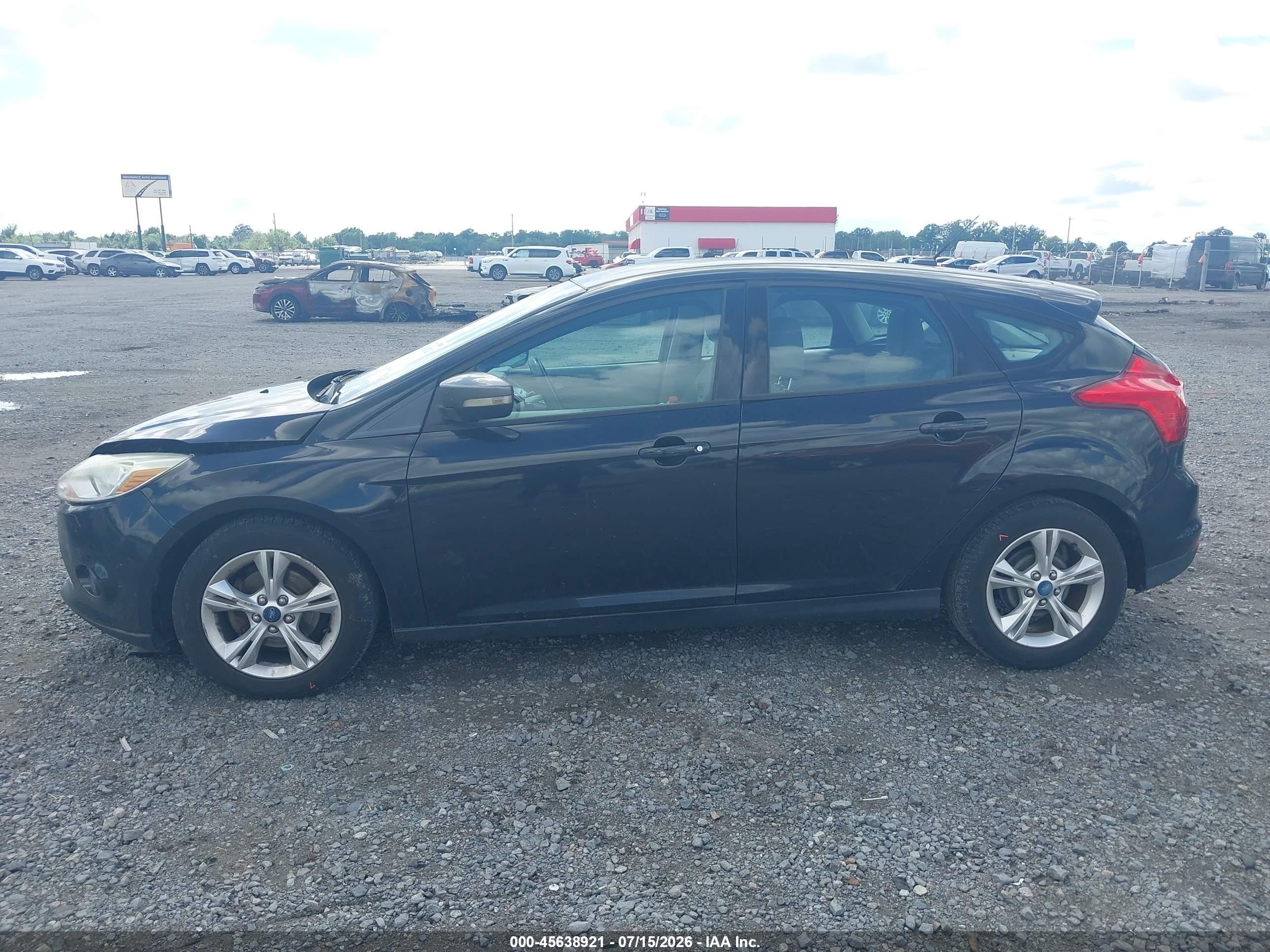 2013 Ford Focus Se Черный vin: 1FADP3K29DL183924