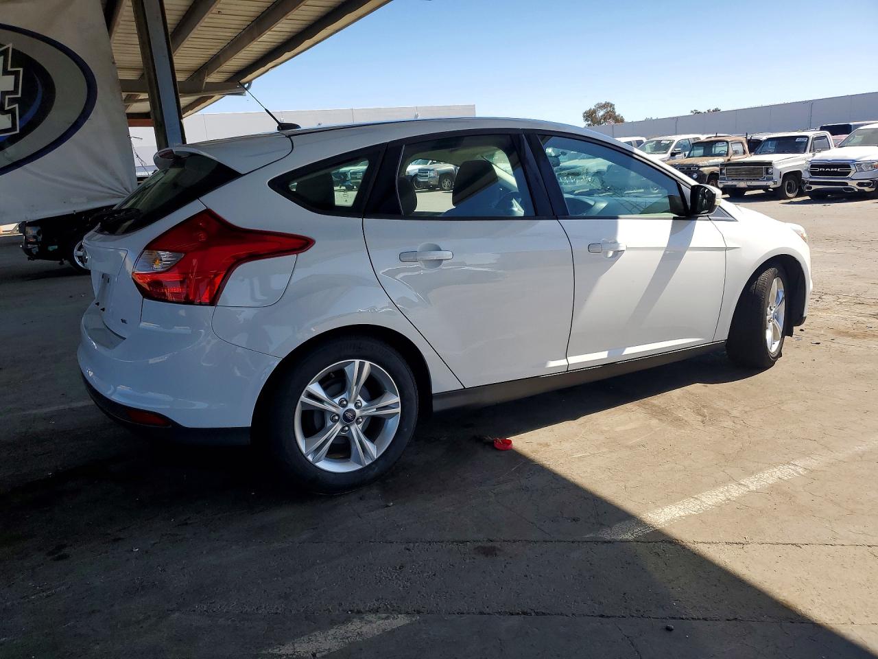 2013 Ford Focus Se White vin: 1FADP3K29DL190503