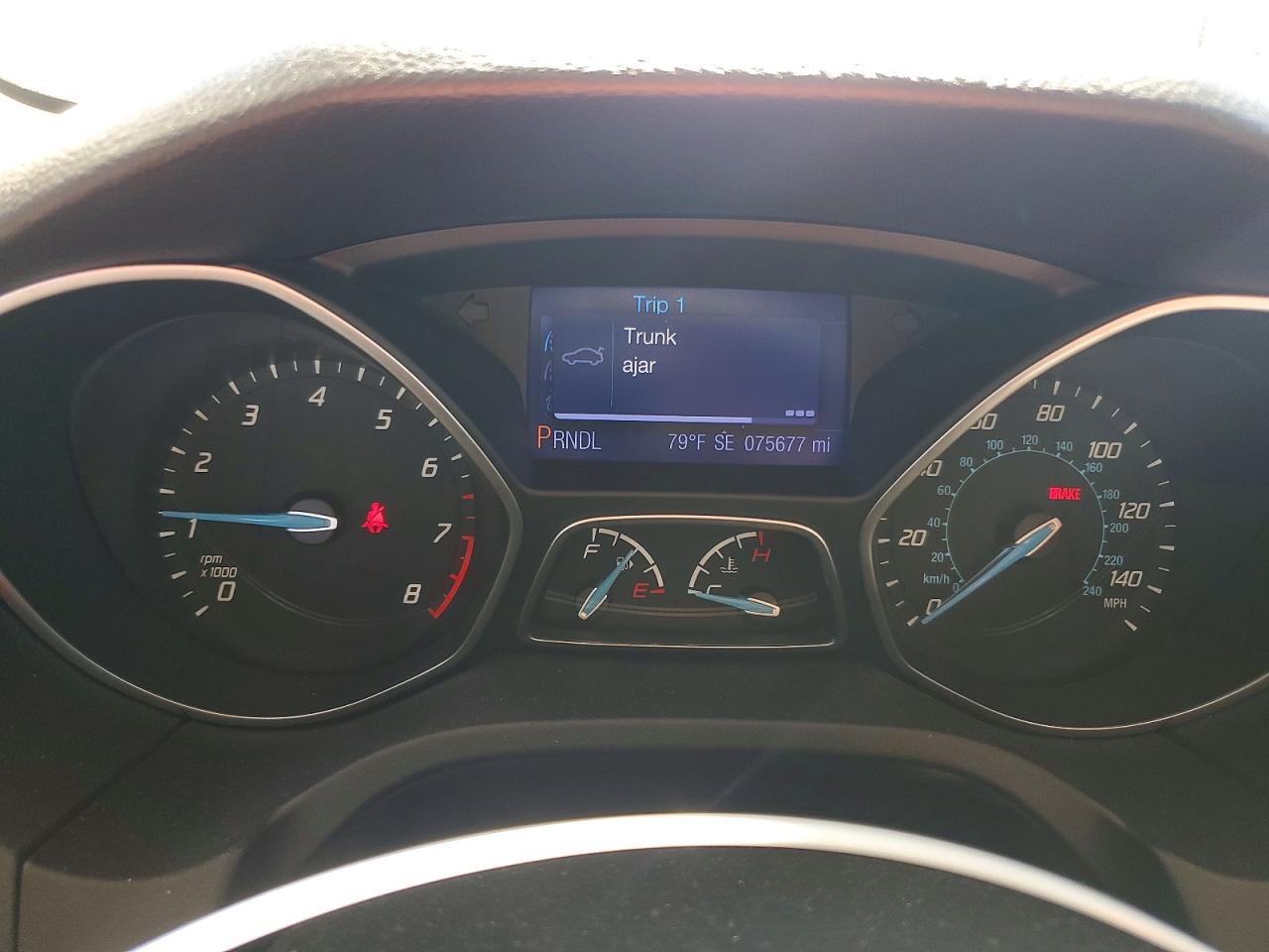 2013 Ford Focus Se White vin: 1FADP3K29DL190503