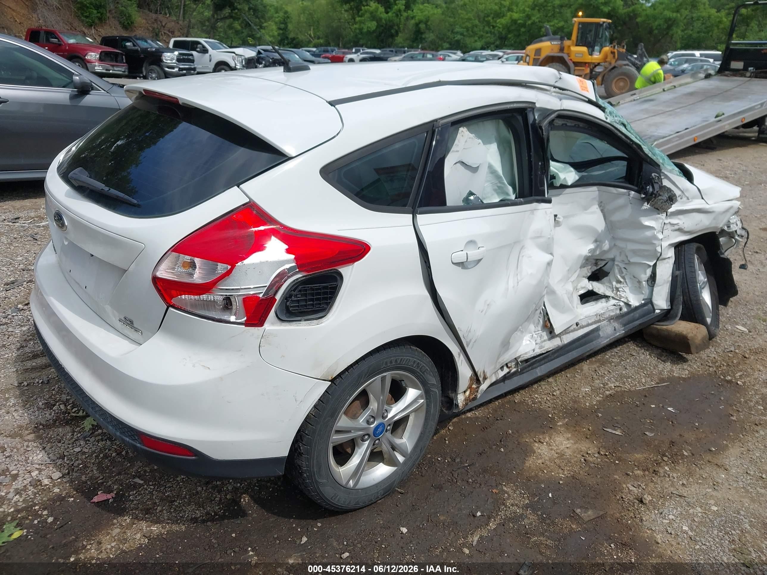 2013 Ford Focus Se Белый vin: 1FADP3K29DL199752