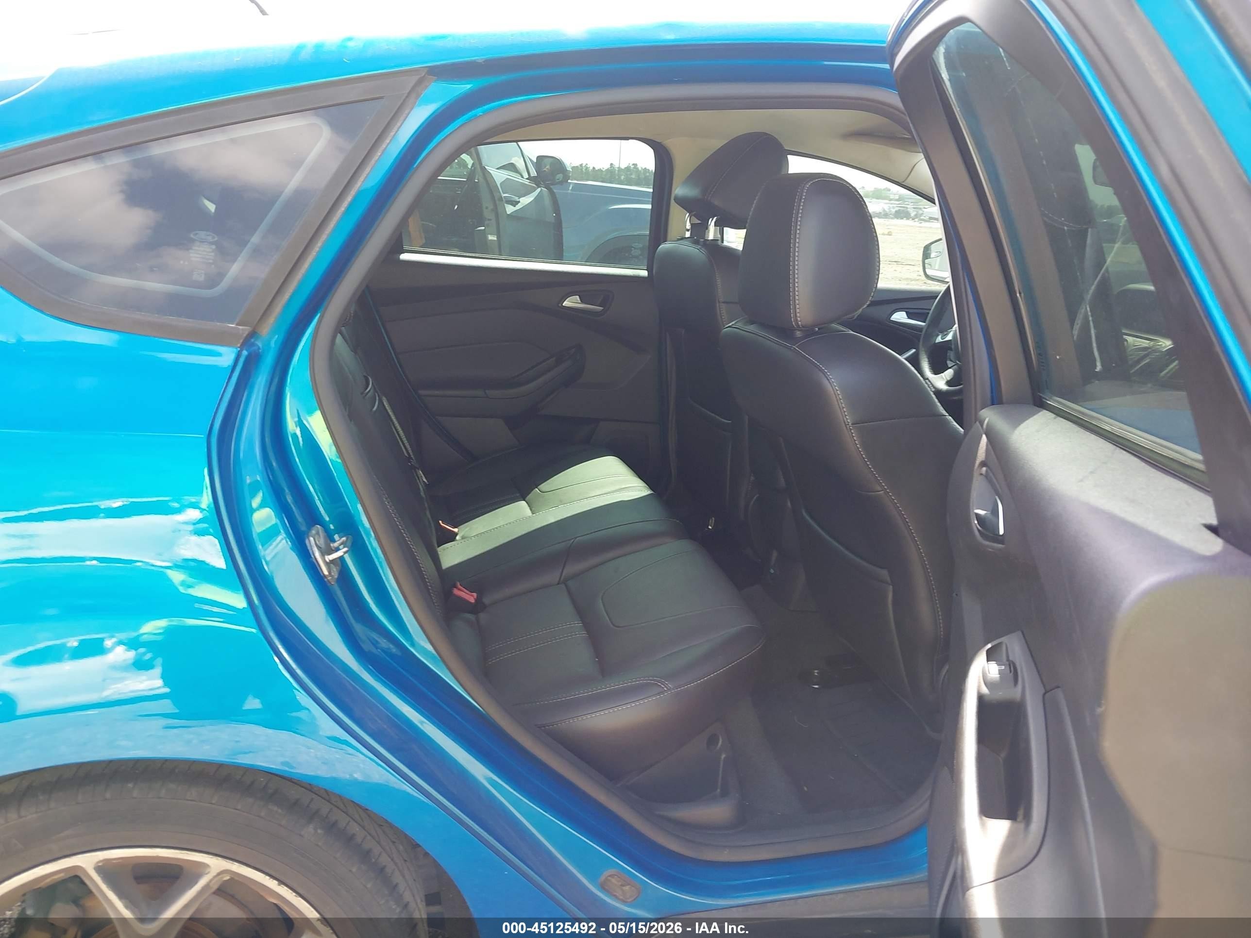 2013 Ford Focus Se Blue vin: 1FADP3K29DL233432
