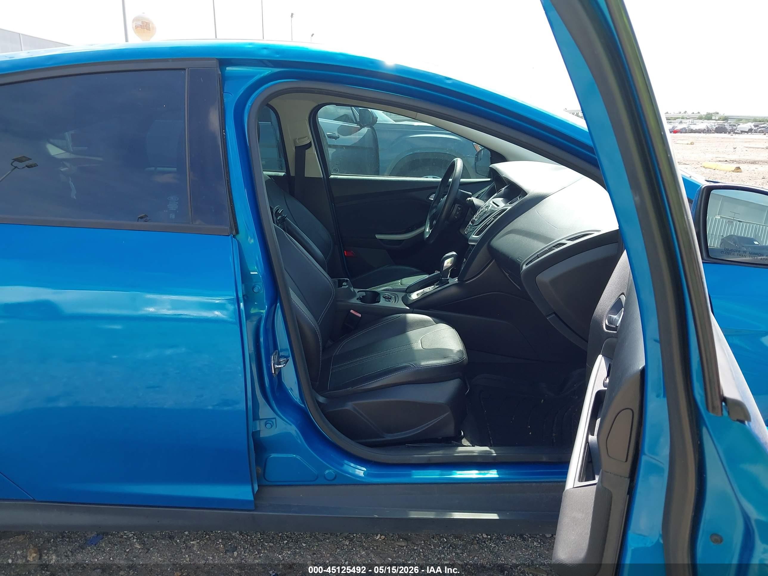 2013 Ford Focus Se Blue vin: 1FADP3K29DL233432