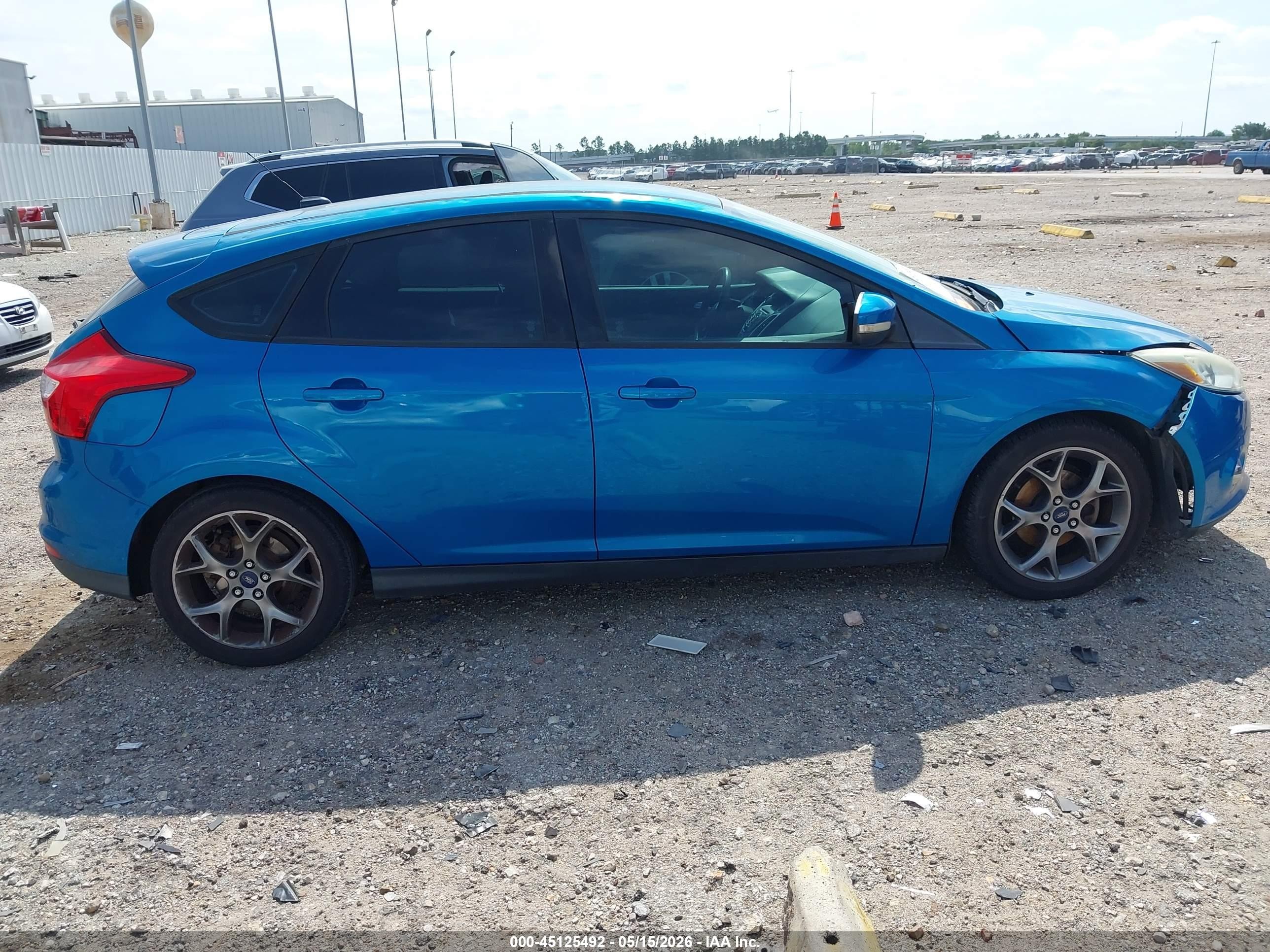 2013 Ford Focus Se Blue vin: 1FADP3K29DL233432