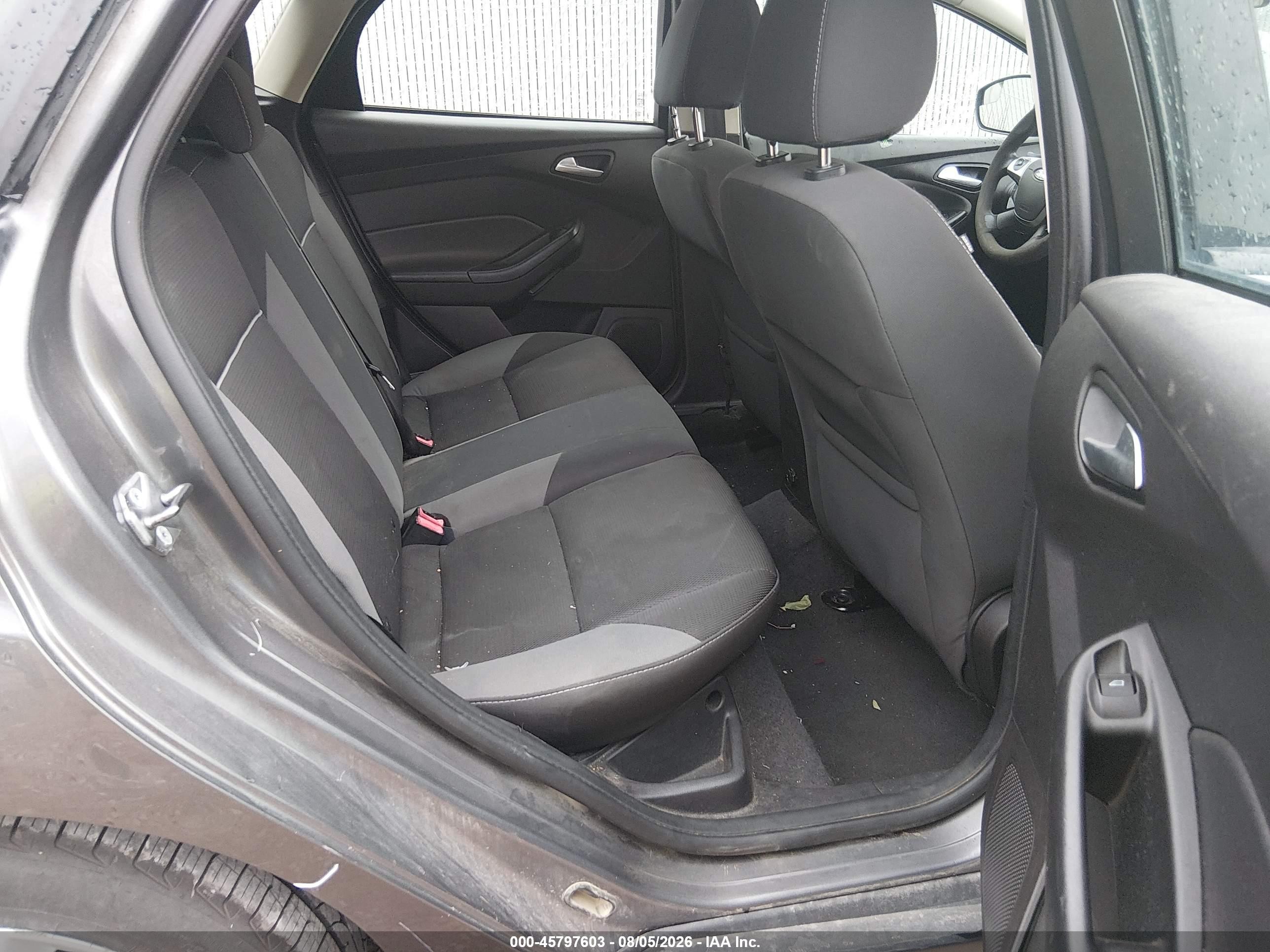 2013 Ford Focus Se Gray vin: 1FADP3K29DL260789