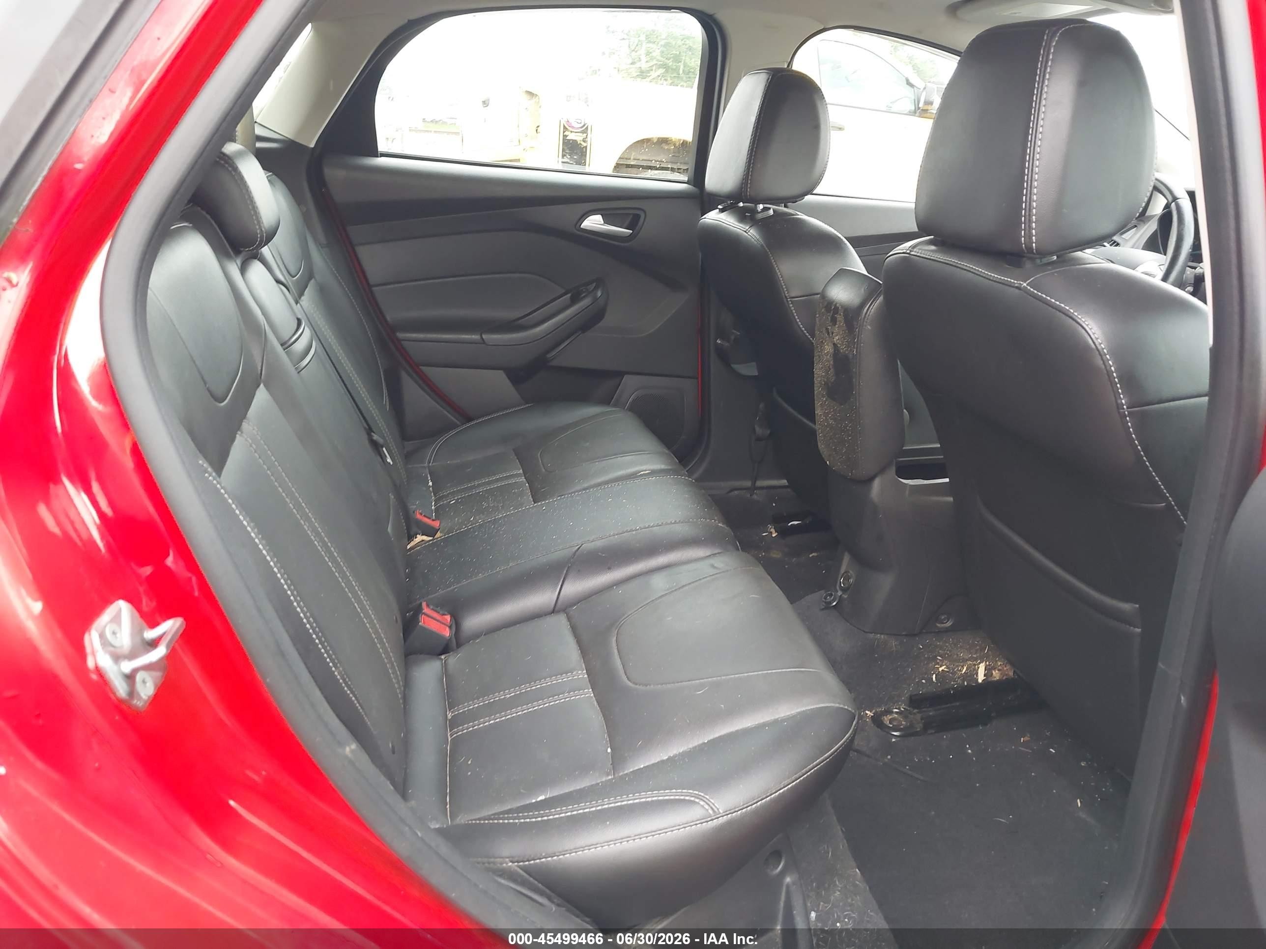 2013 Ford Focus Se Red vin: 1FADP3K29DL283585