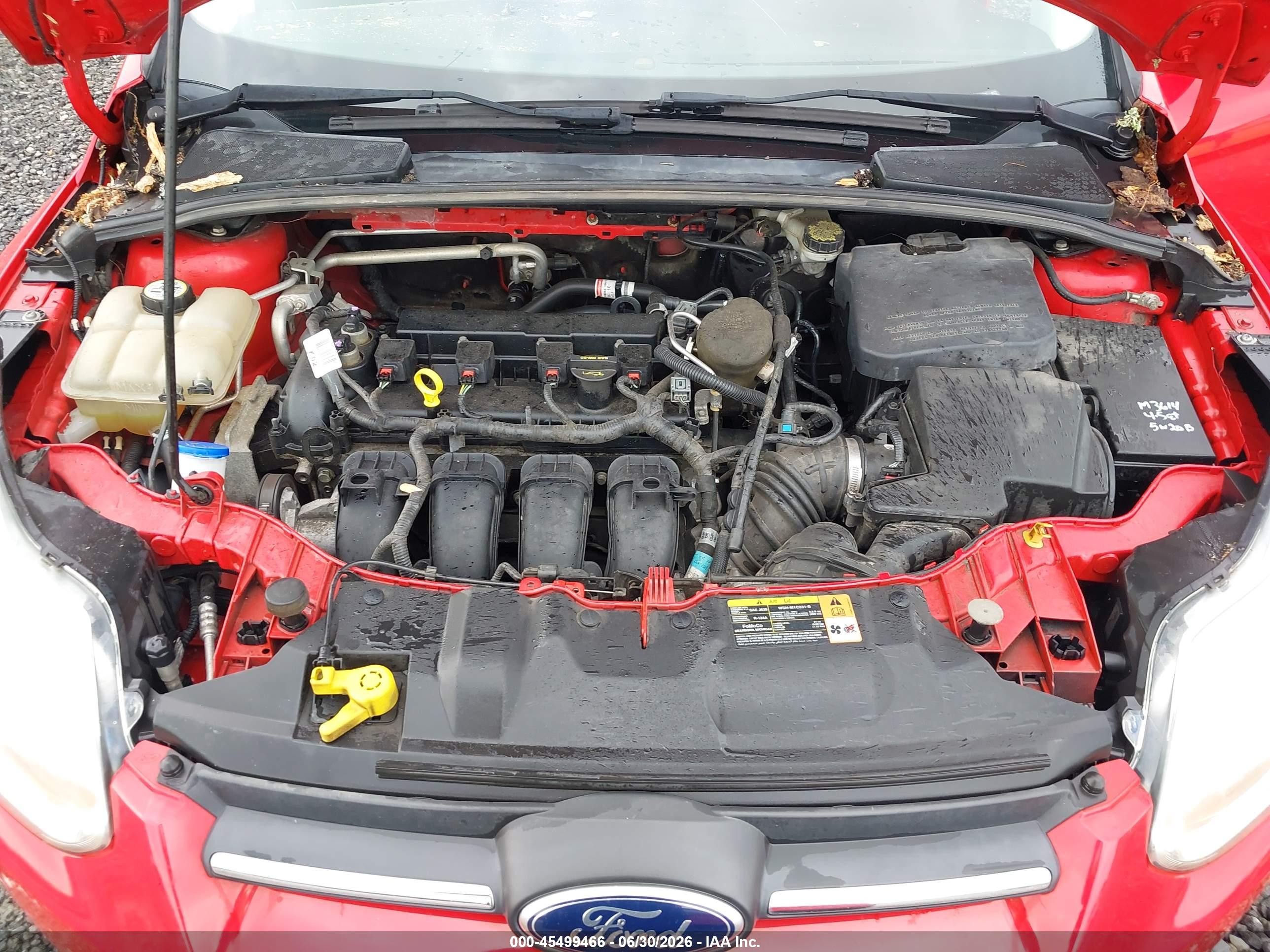 2013 Ford Focus Se Red vin: 1FADP3K29DL283585