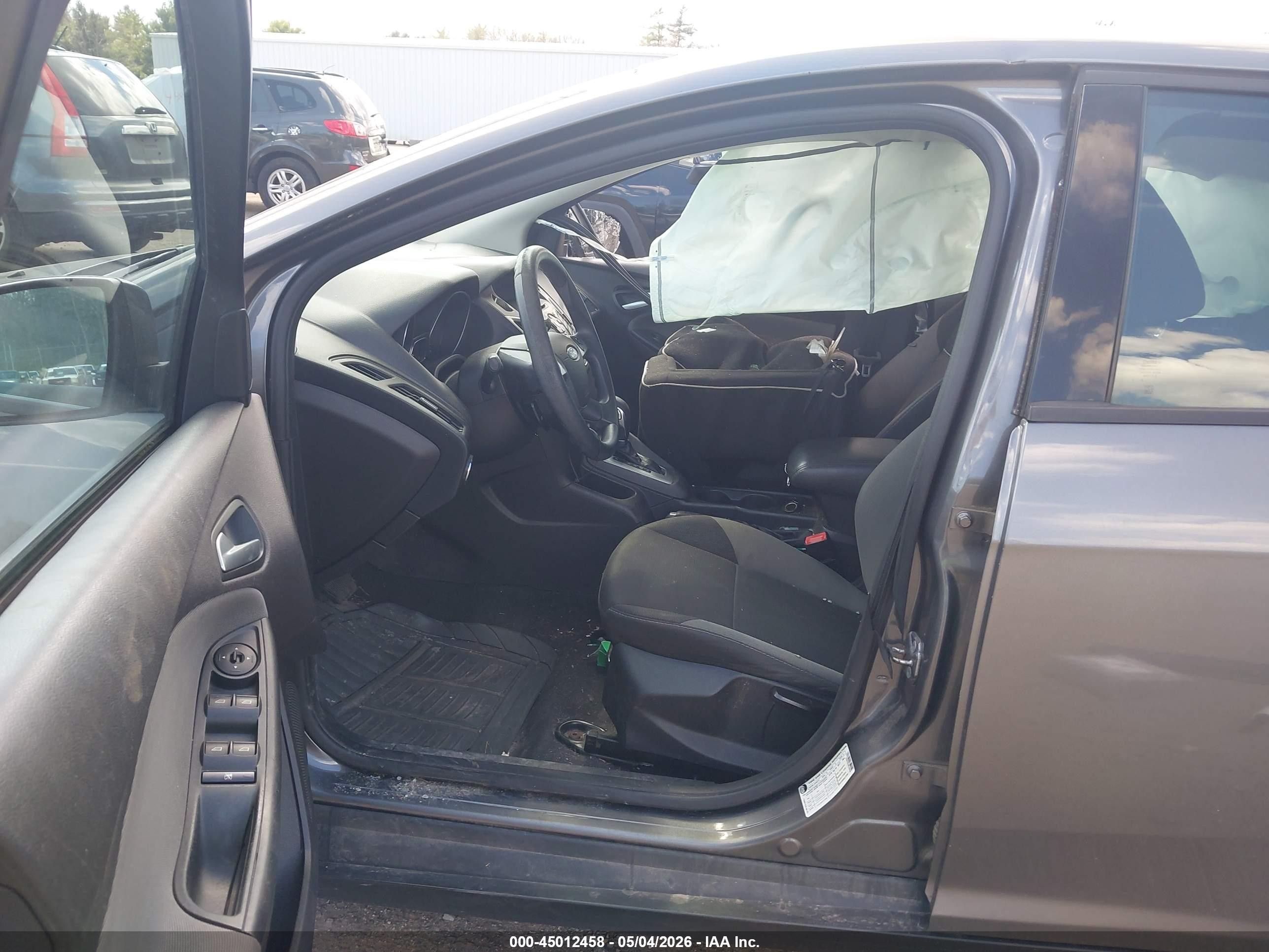 2013 Ford Focus Se Gray vin: 1FADP3K29DL298300