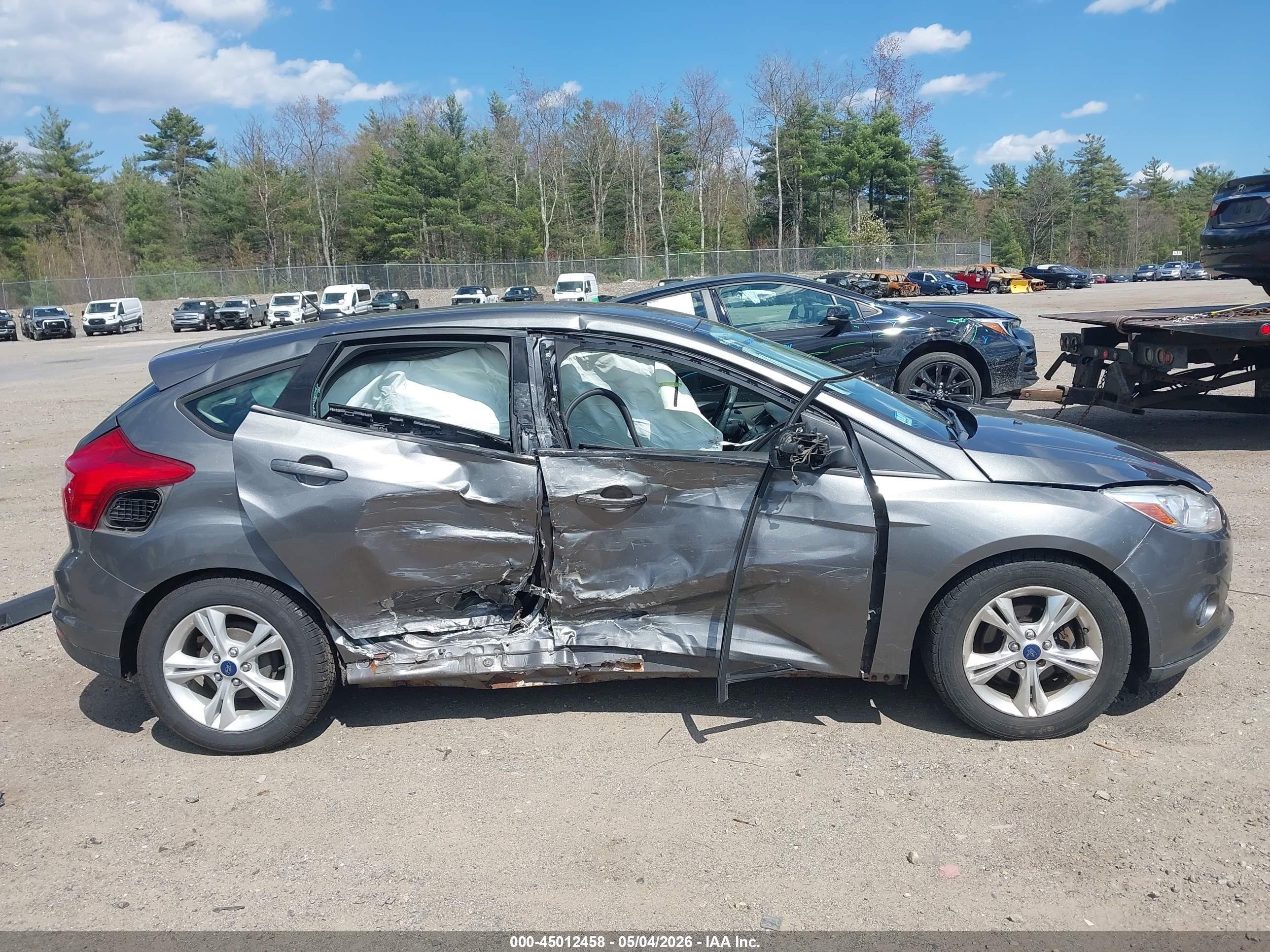 2013 Ford Focus Se Gray vin: 1FADP3K29DL298300