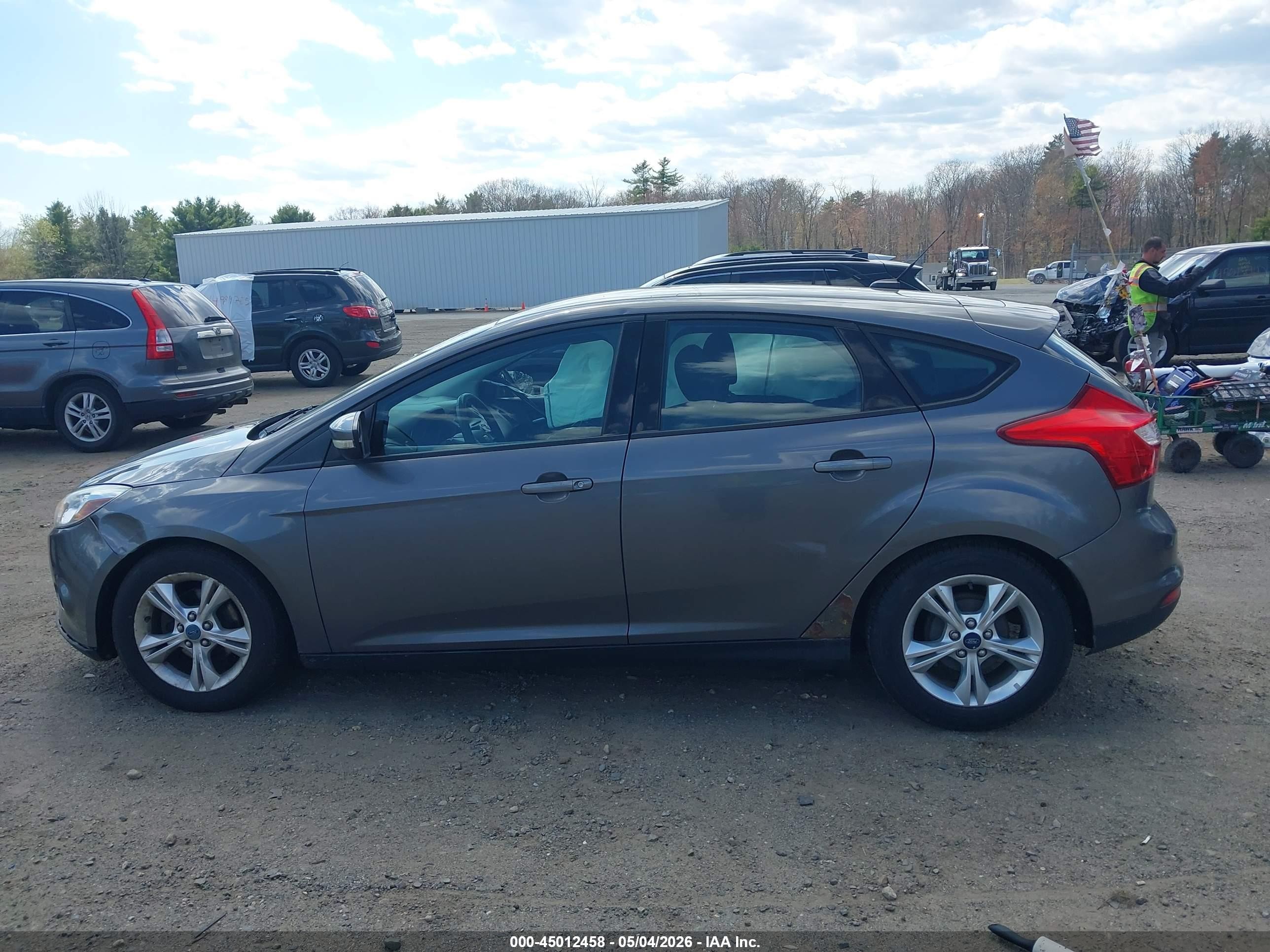 2013 Ford Focus Se Gray vin: 1FADP3K29DL298300