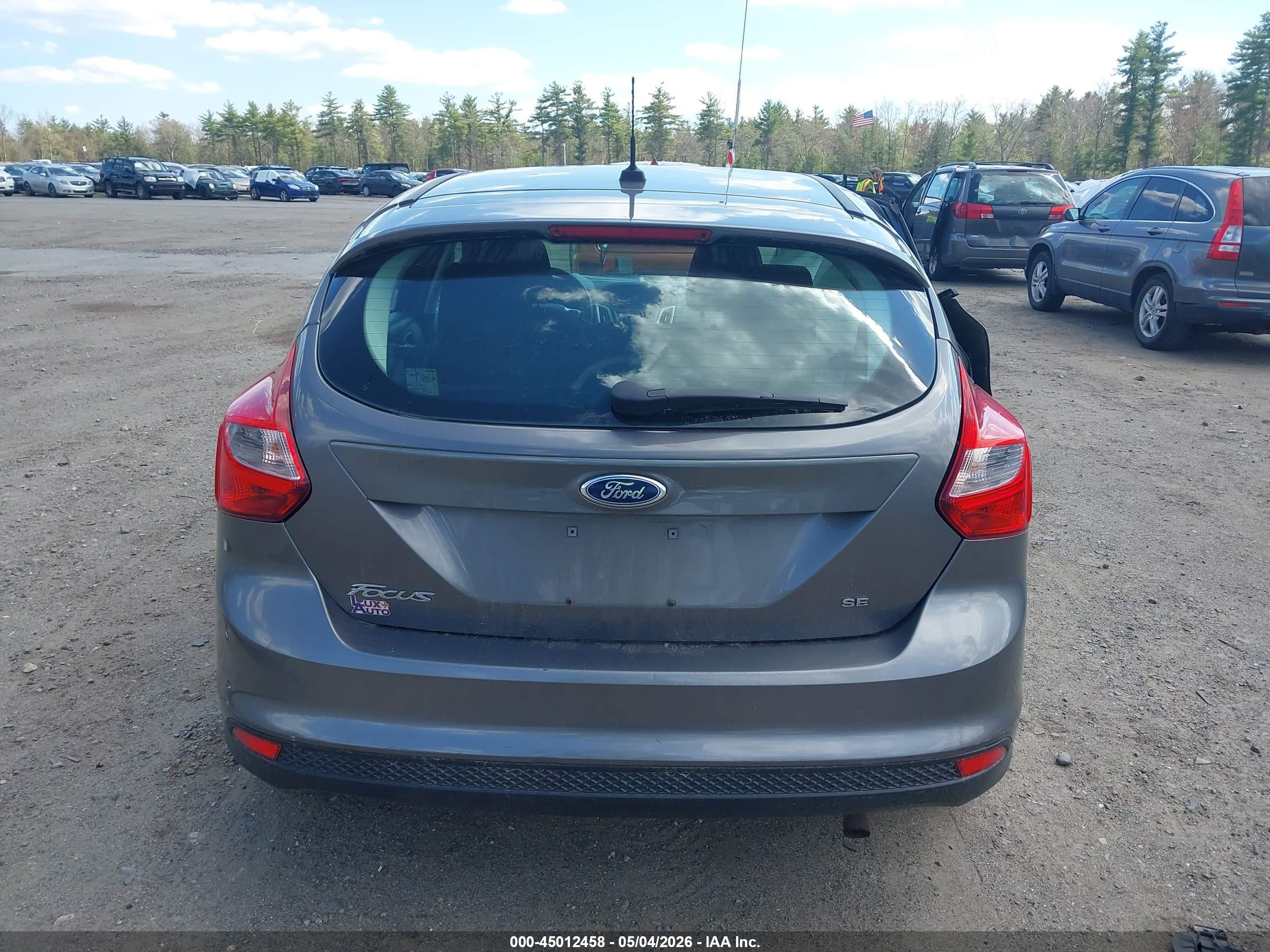 2013 Ford Focus Se Gray vin: 1FADP3K29DL298300
