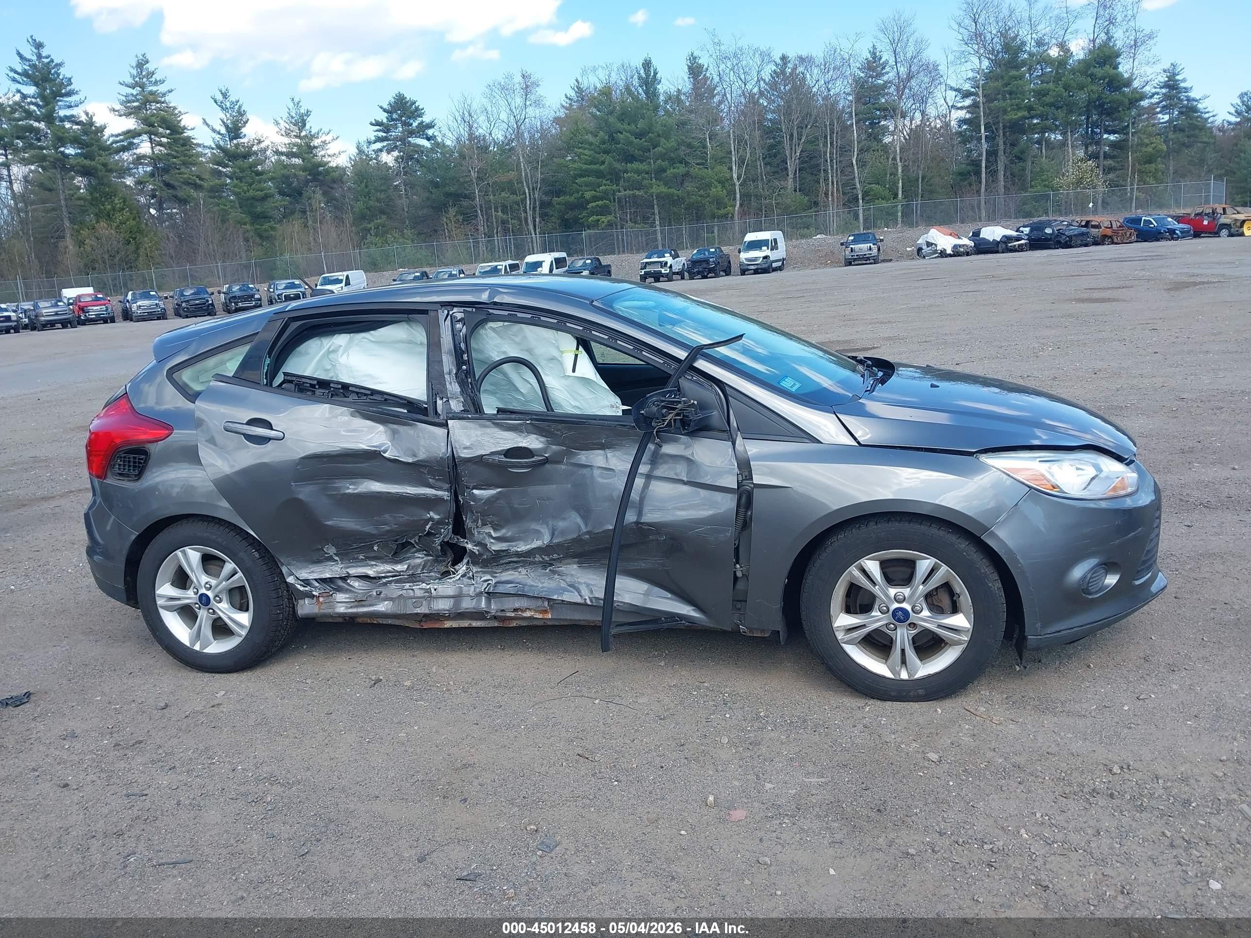 2013 Ford Focus Se Gray vin: 1FADP3K29DL298300