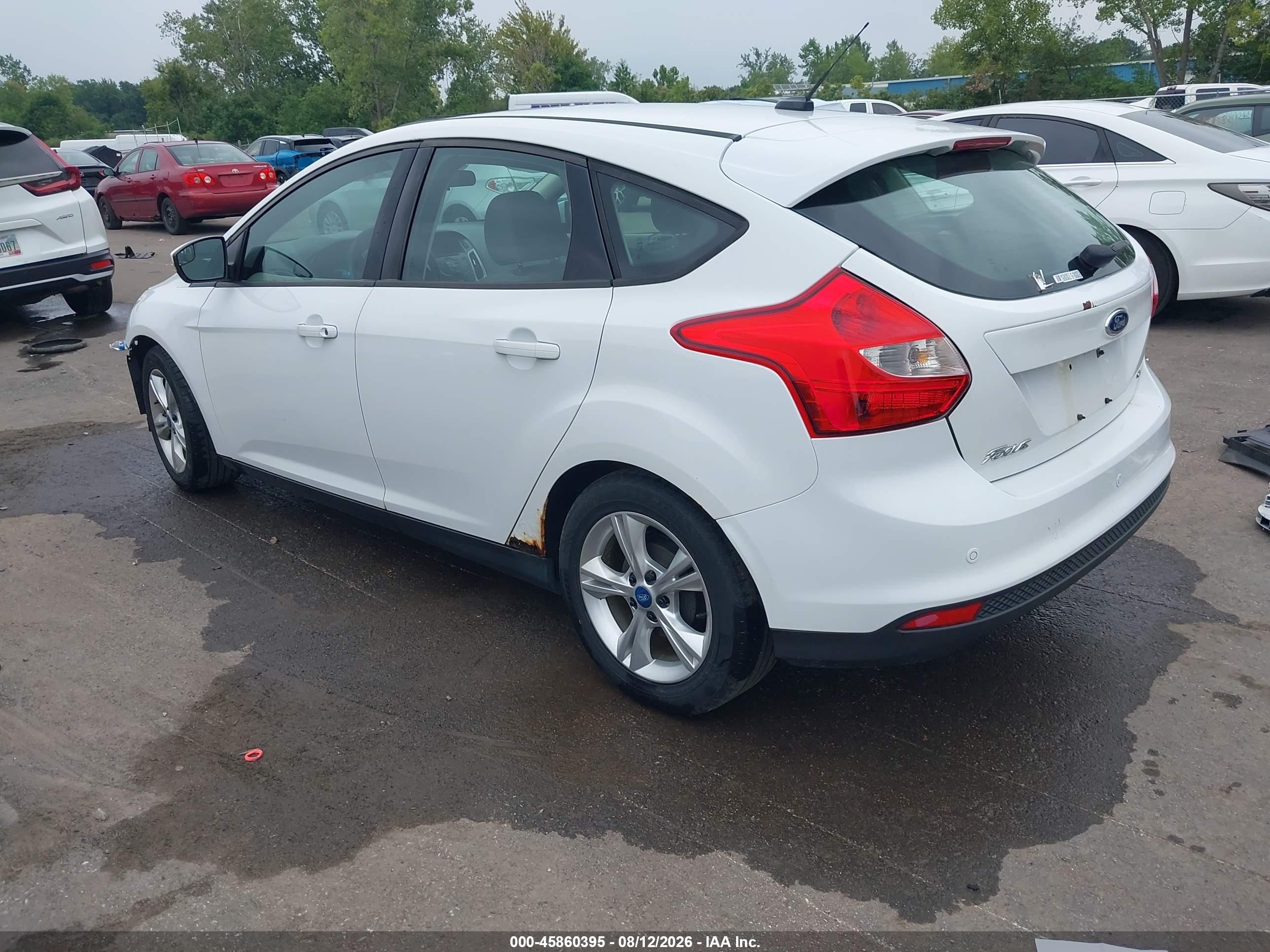 2014 Ford Focus Se White vin: 1FADP3K29EL118685
