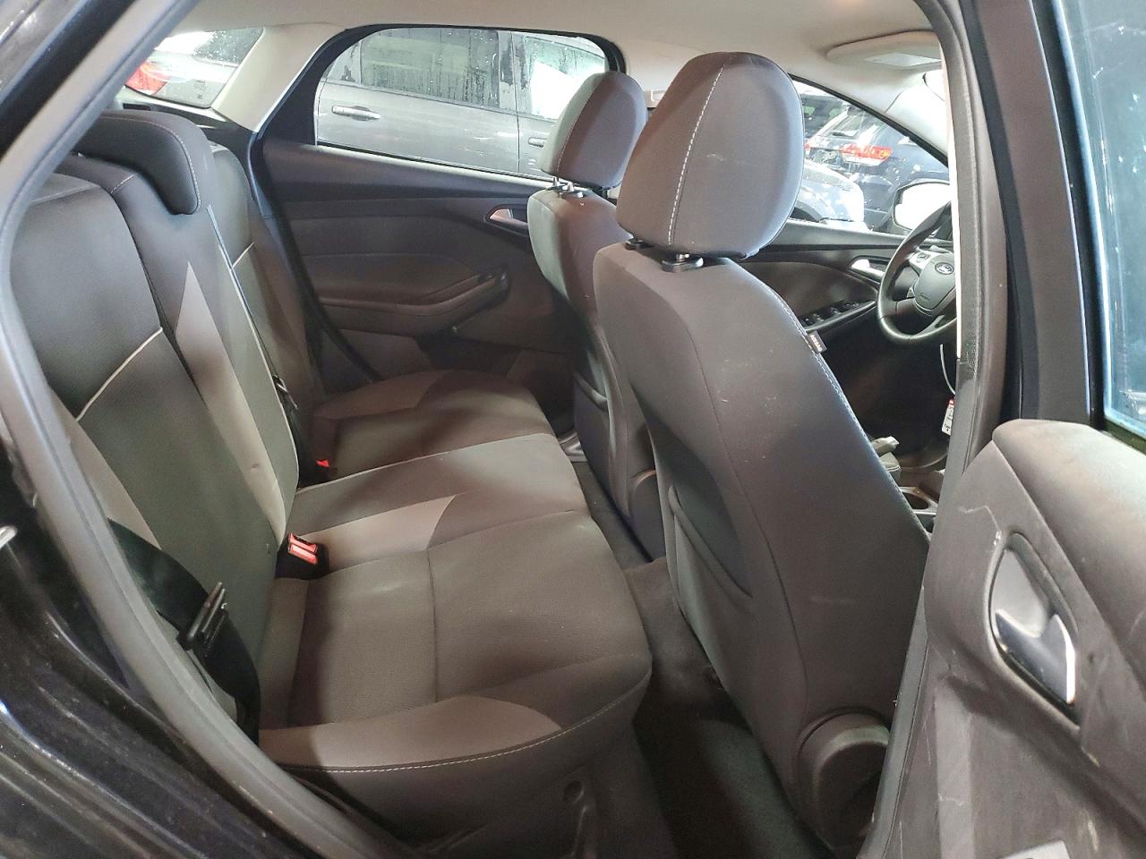 2014 Ford Focus Se Black vin: 1FADP3K29EL153839